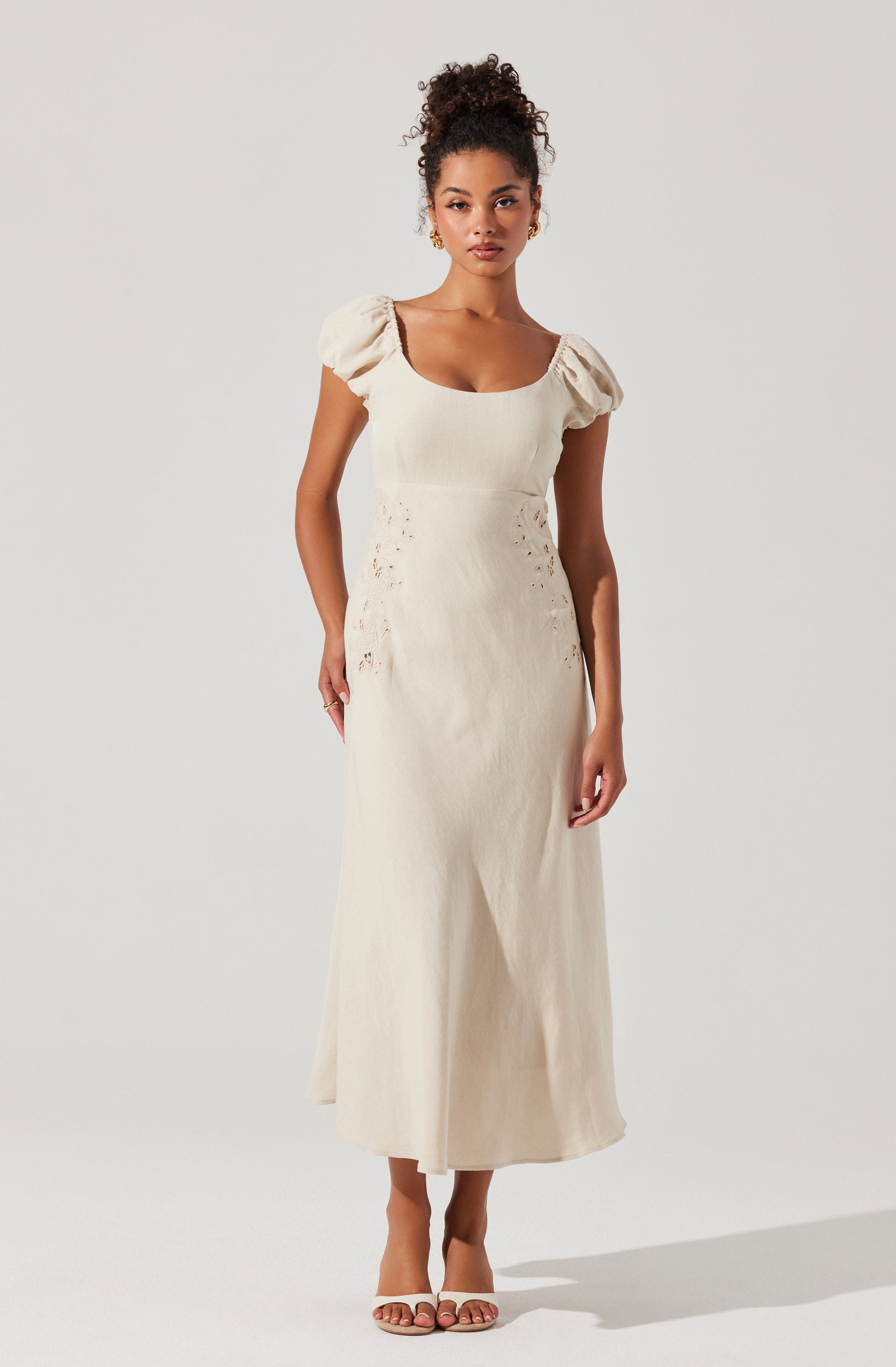 Leocadia Embroidered Puff Sleeve Dress、mySite、solidvoid