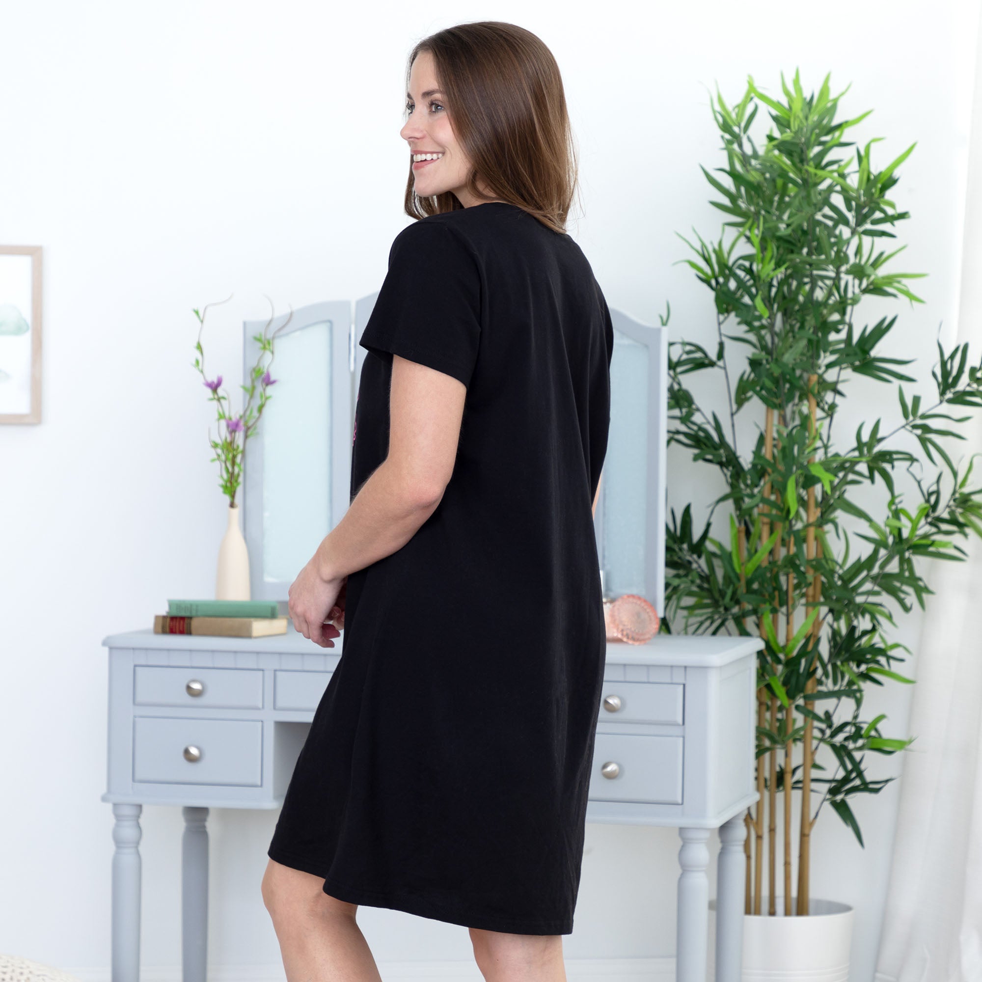 Dynamic Pets Nightgown、mySite、camillekostekn