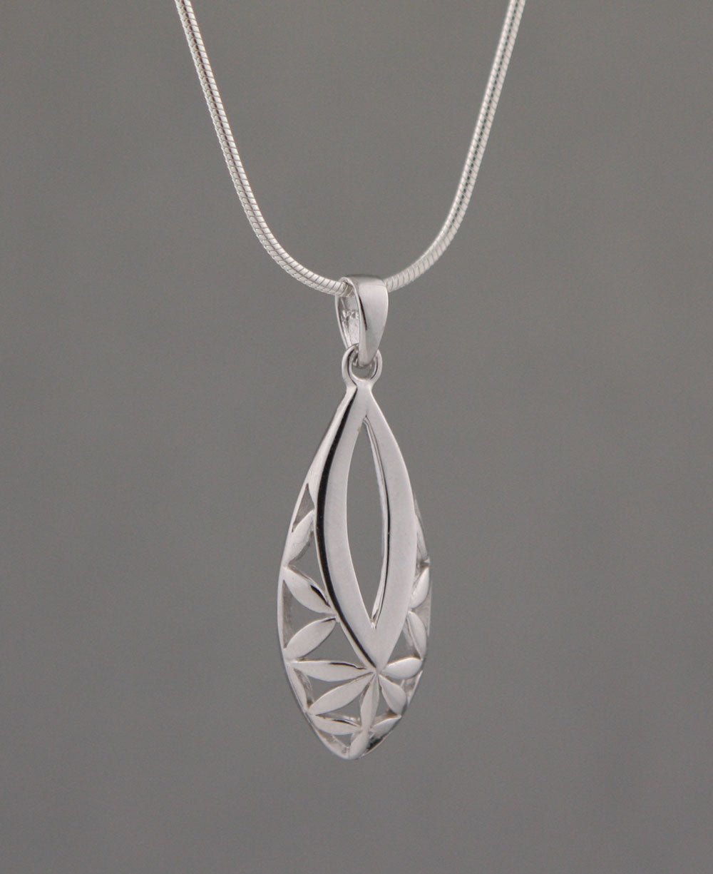 Flower of Life Teardrop Pendant, Sterling Silver、mySite、topwebapps