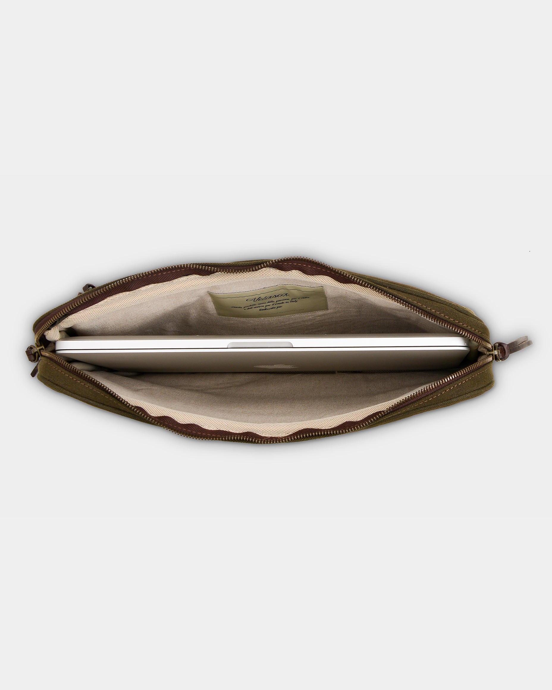  Cavagna、mySite、merchandisen