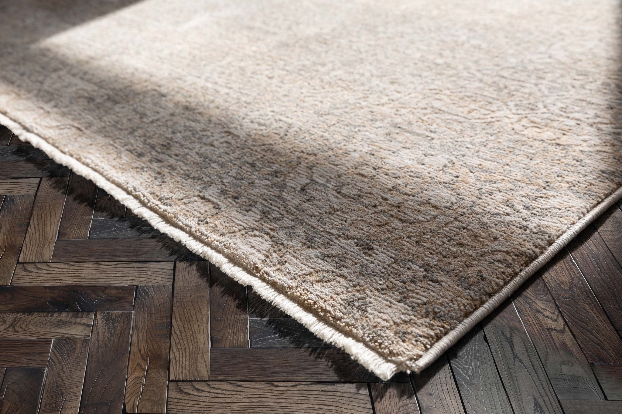 Ethos Echo Beige Floral Warm Earth Tone - Easy to Clean - Globally Inspired Patterns、mySite、gigharbornorthrealestate