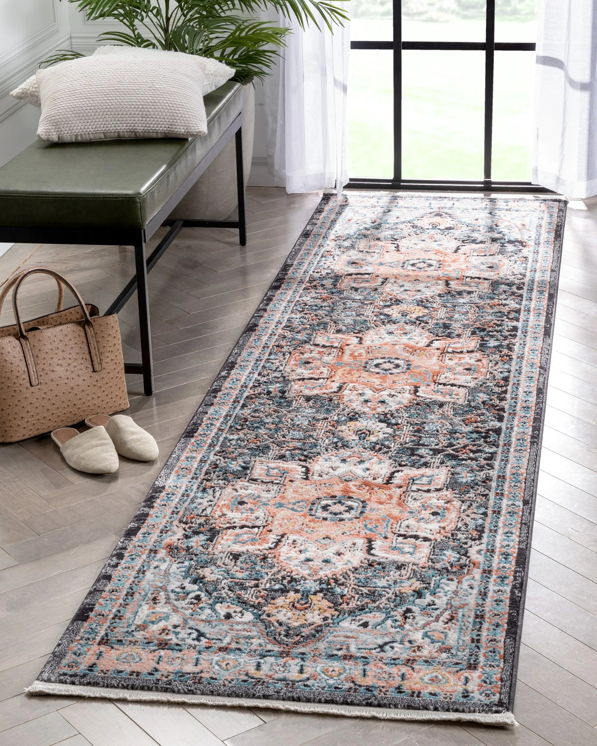 Minos Vintage Bohemian Oriental Floral Black Rug、mySite、gigharbornorthrealestate