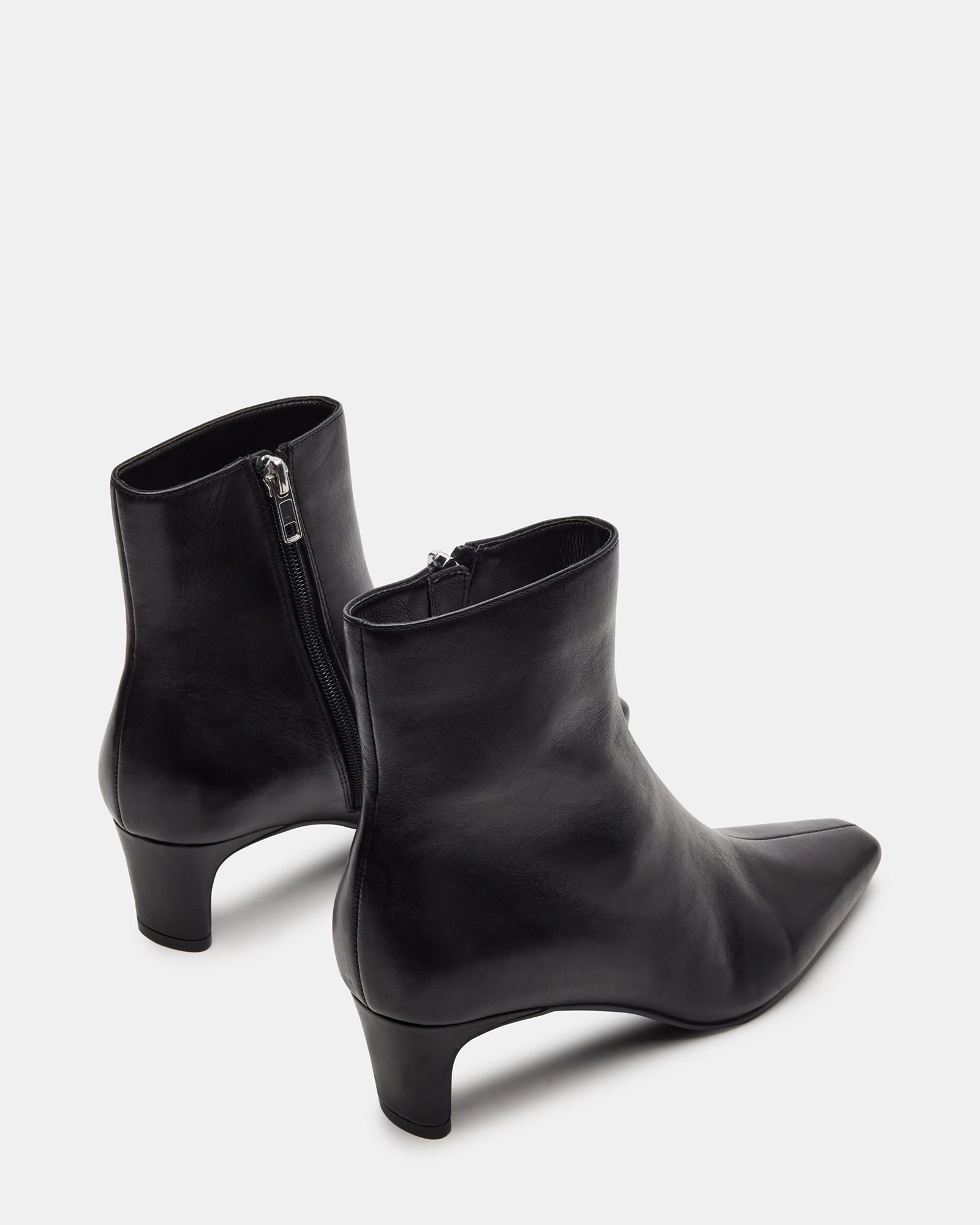 DELVIE BLACK LEATHER、mySite、gtrtttuynbv