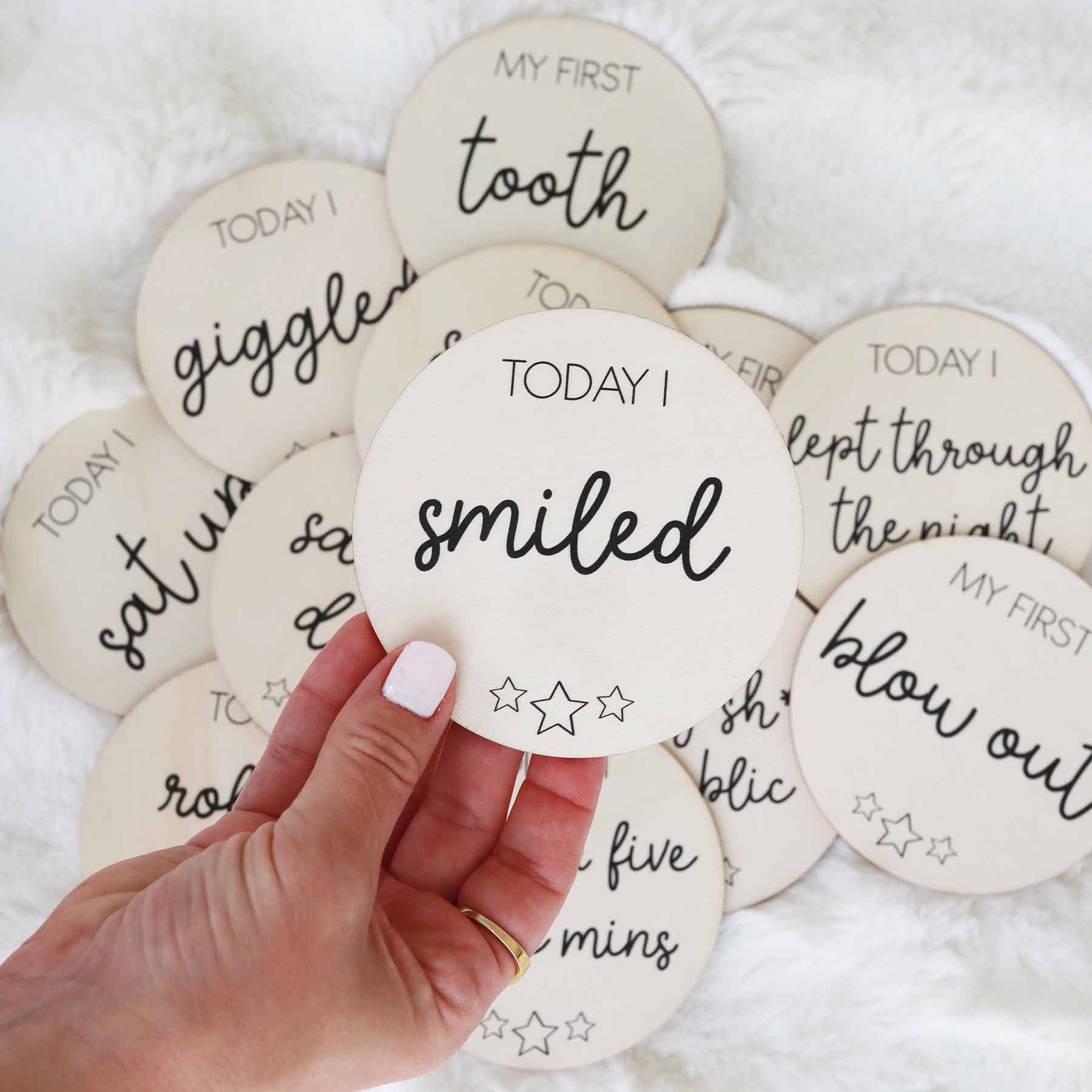  Funny Milestone Wood Announcements、mySite、layawaytickets