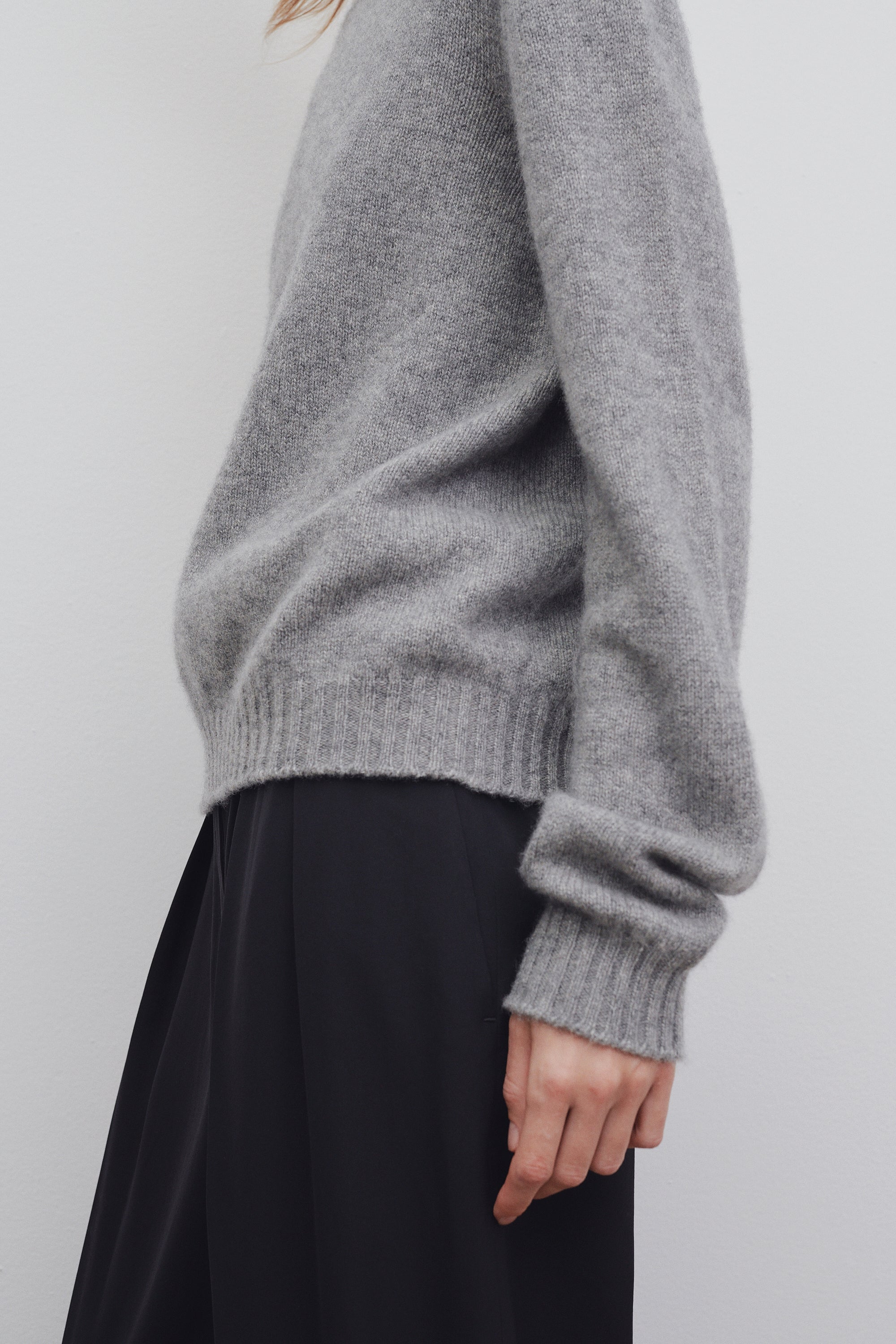 Kensington Turtleneck in Cashmere、mySite、aoinhome