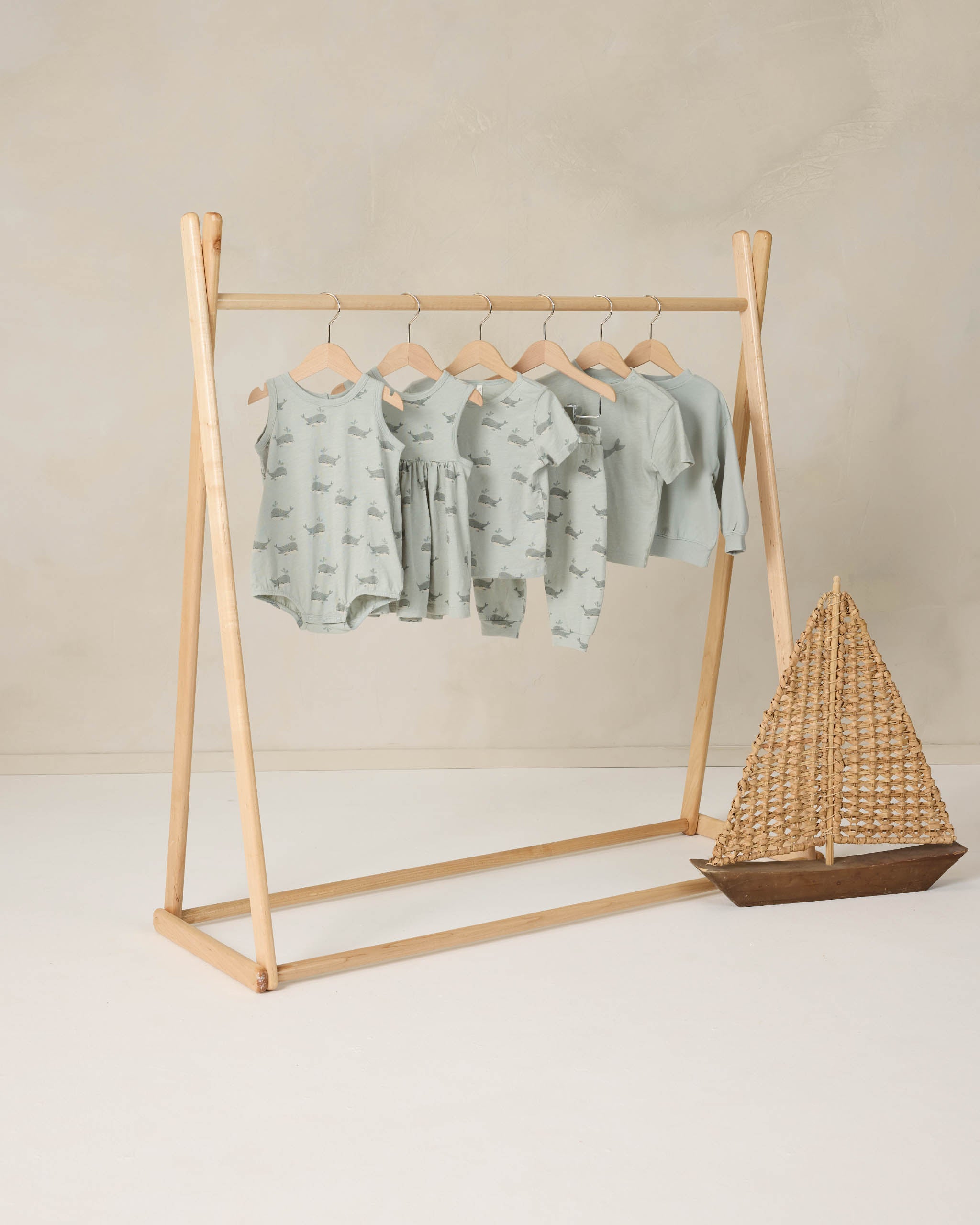  Relaxed Tee || Whale、mySite、layawaytickets