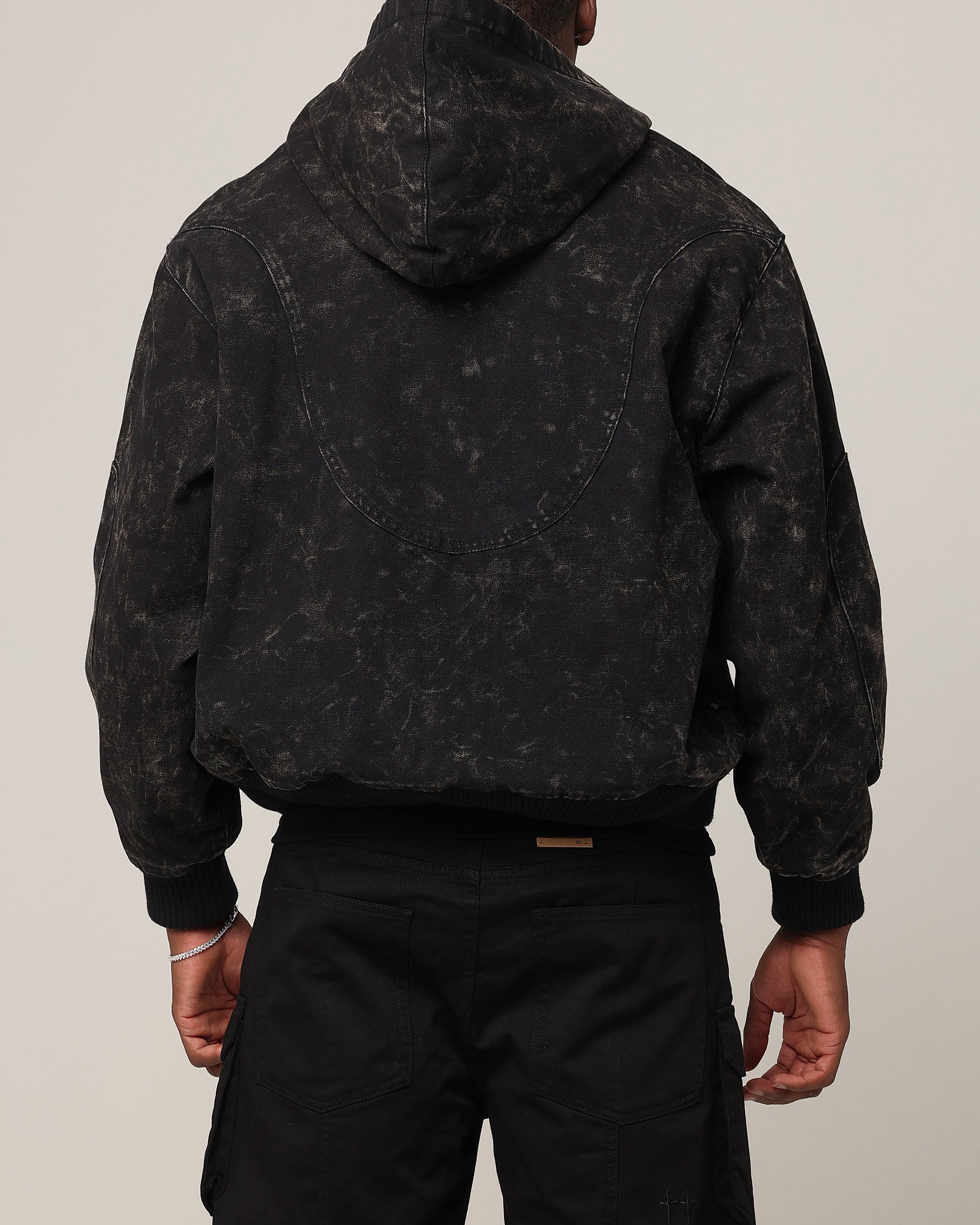 {product_title} - {shop_name}