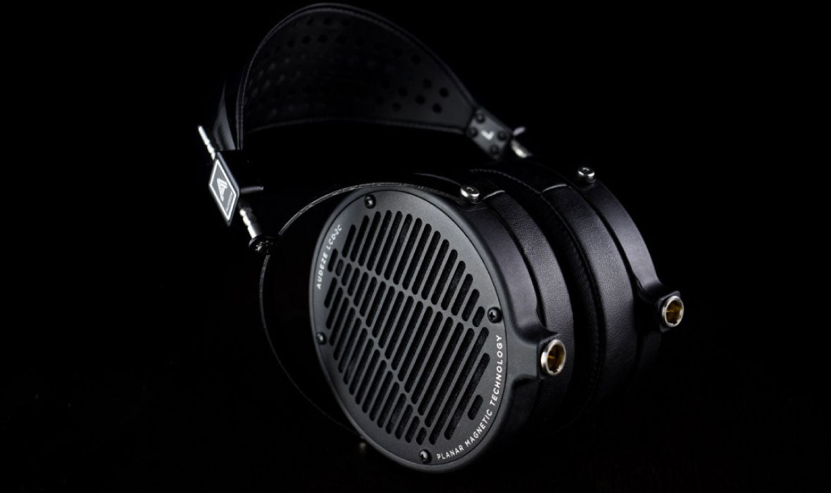 Headphone-Zone-Audeze-Mobius