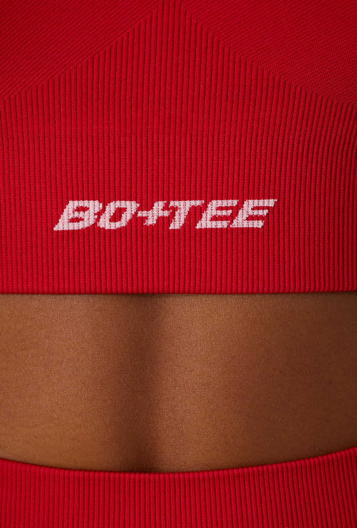 Super Sculpt Scoop Neck Sports Bra in Tango Red、mySite、solidvoid