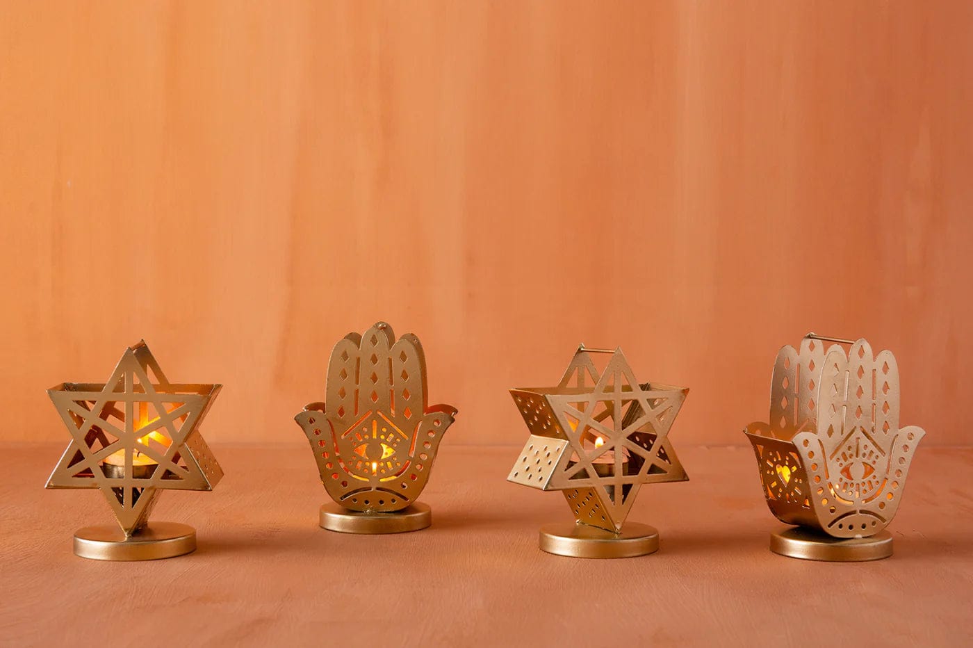 Yael Tealight Candle Holder - Hamsa、mySite、topwebapps