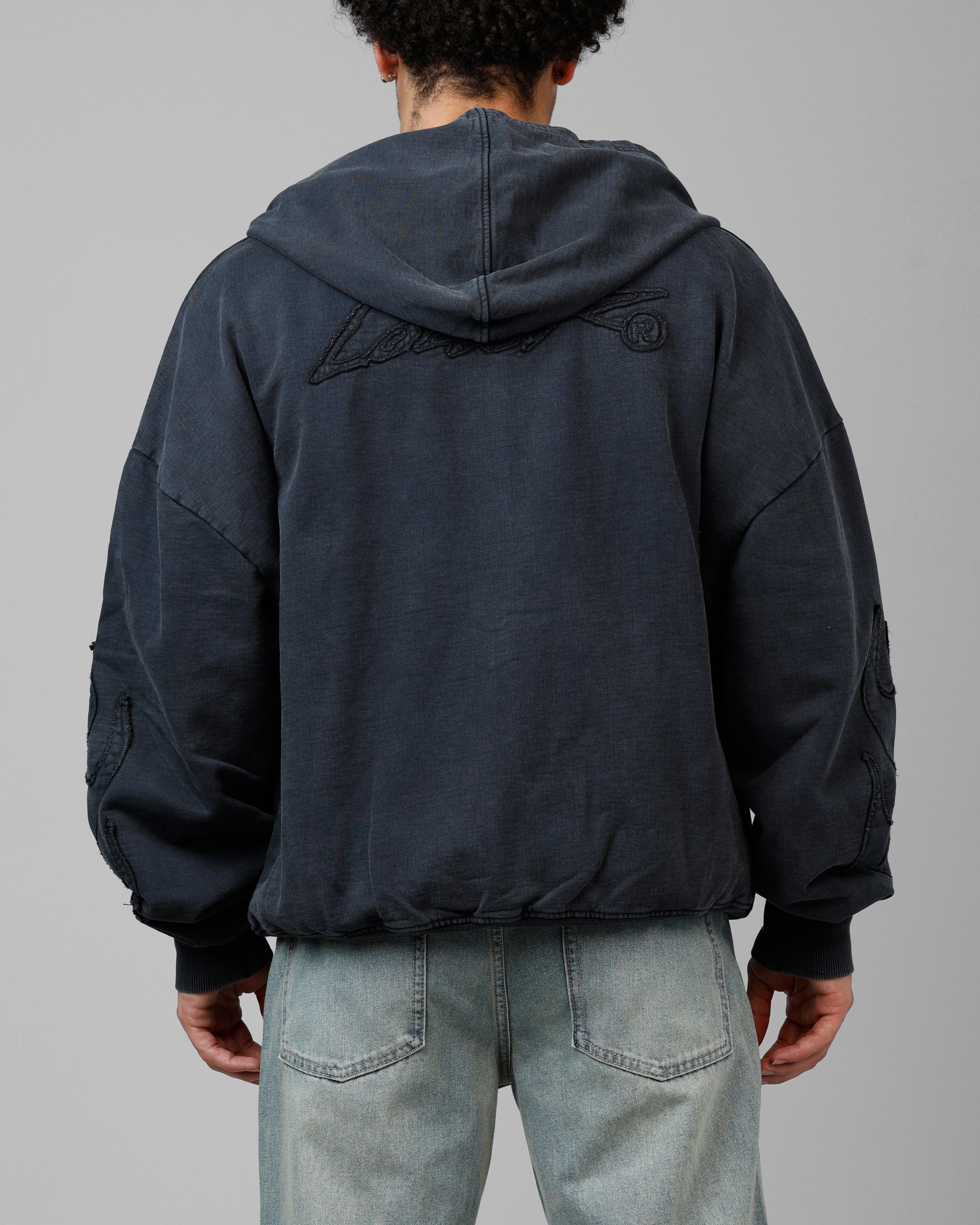 {product_title} - {shop_name}