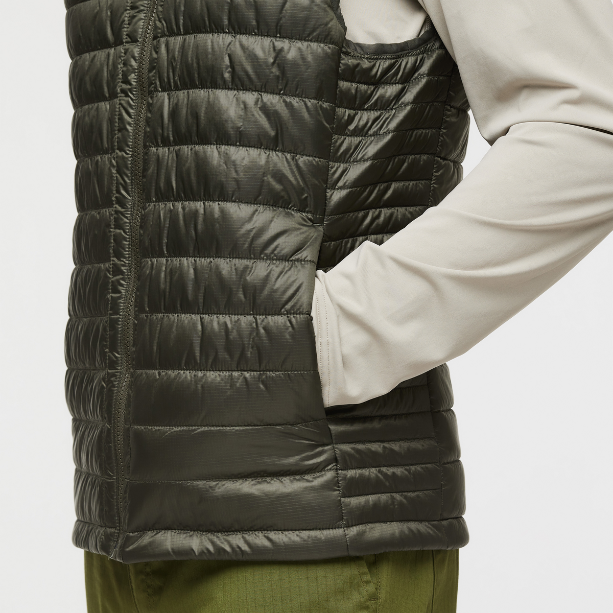 Capa Insulated Vest - Men's、mySite、shCapa Insulated Vest - Men's、mySite、glenpowelloop_name