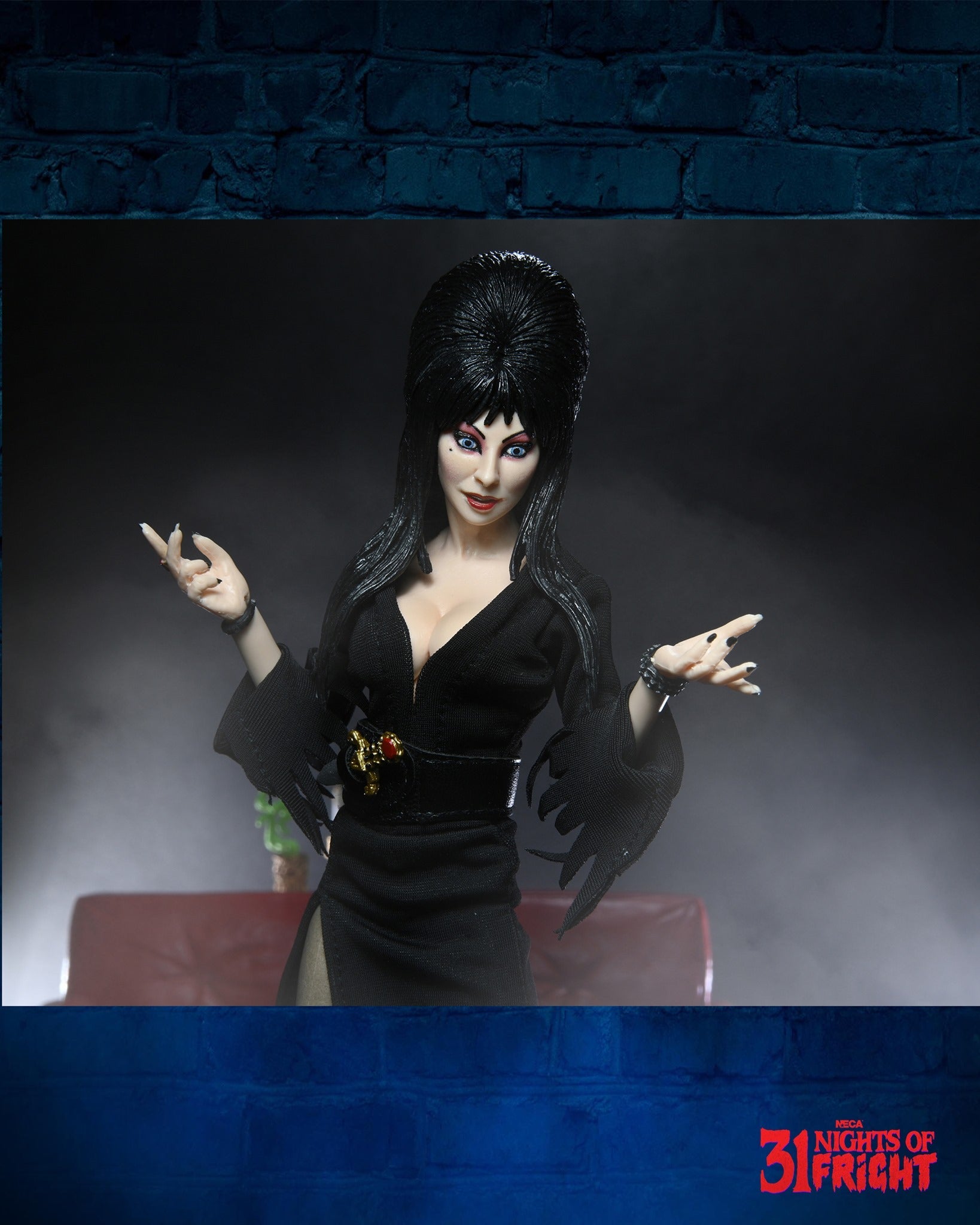 NECA Elvira Mistress of the Dark (8 Scale)、mySite、hgirdovlk