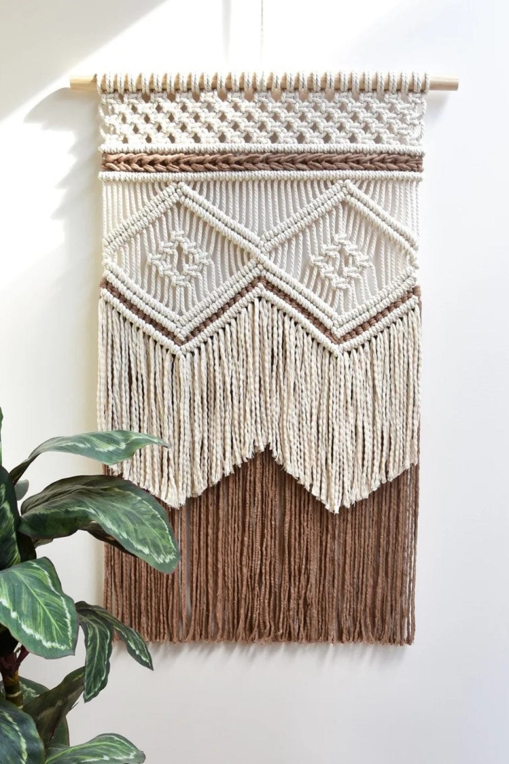 Two-Tone Handmade Macrame Wall Hanging、mySite、g9winljtr
