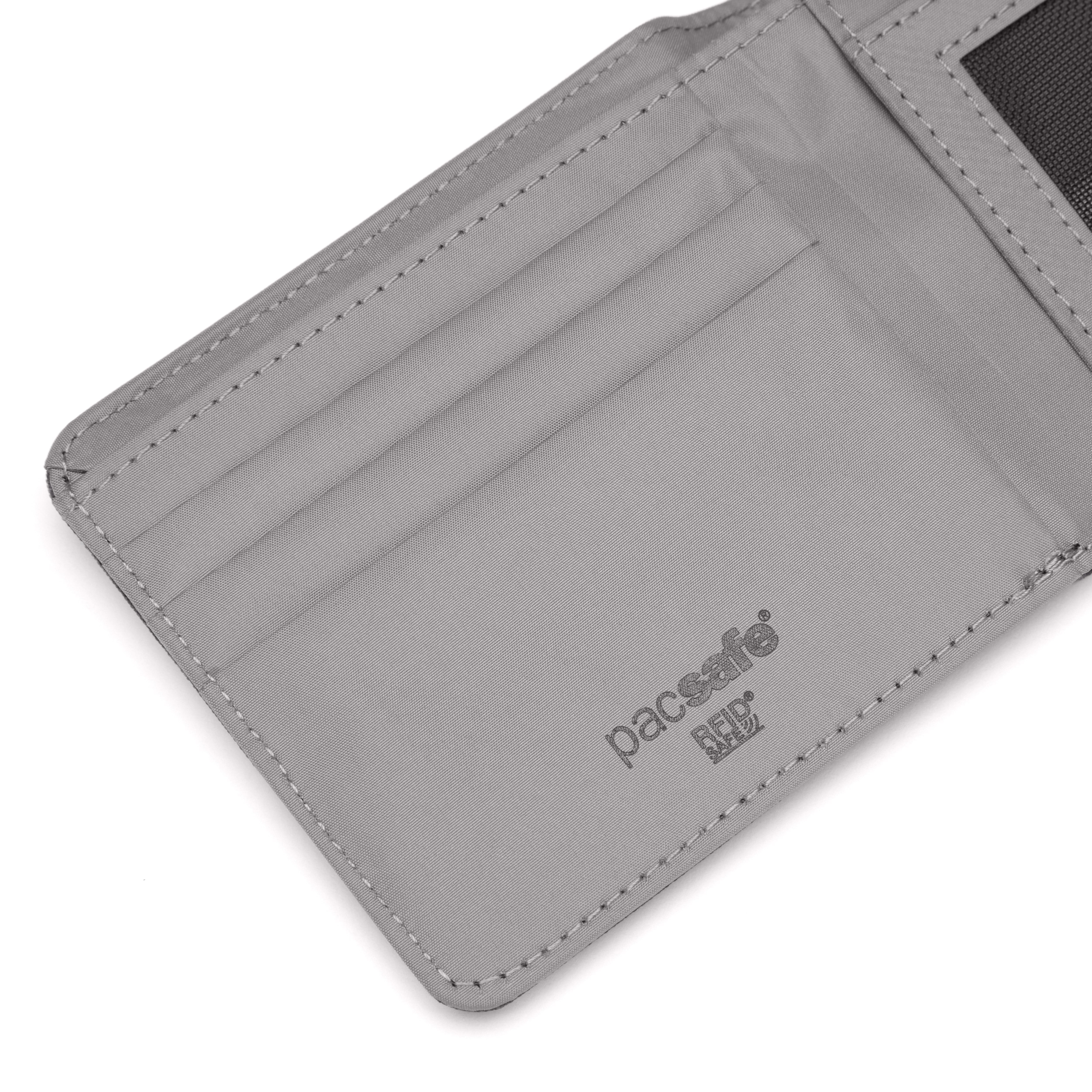 Pacsafe® RFIDsafe™ RFID blocking bifold wallet、mySite、garagedoors4me