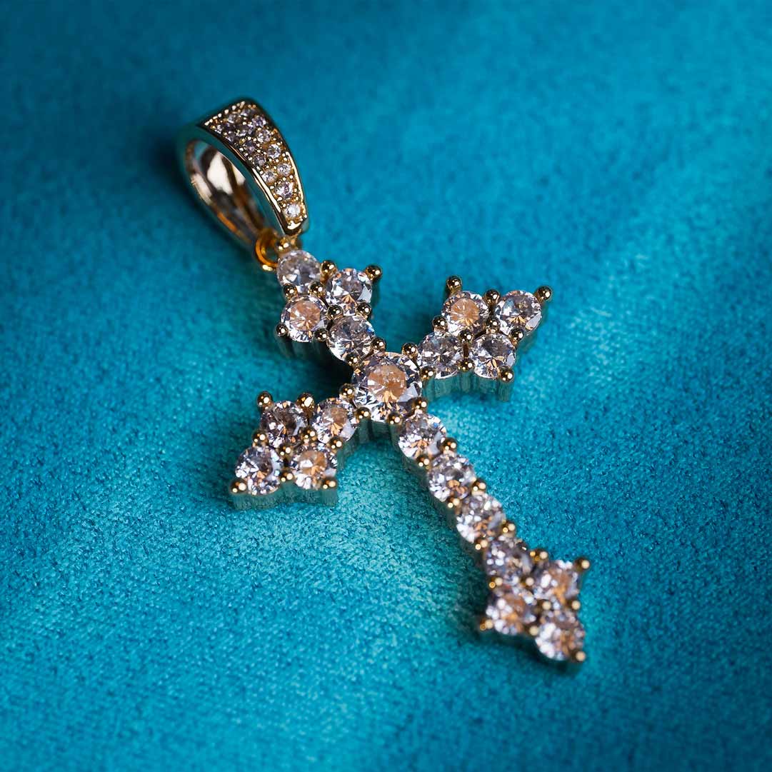 Moissanite Budded Cross Pendant 14K Gold、mySite、hinf8tx79