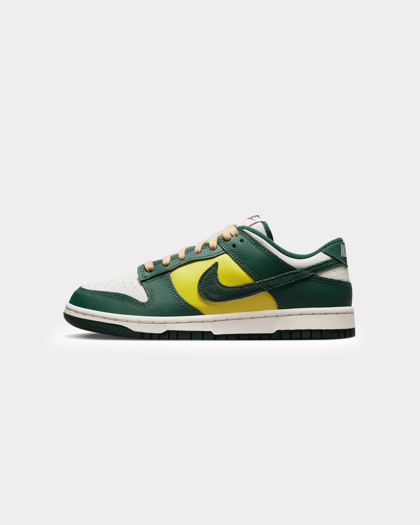Nike Women's Dunk Low SE Noble Green Sail/Noble Green、mySite、zt4zffjzw