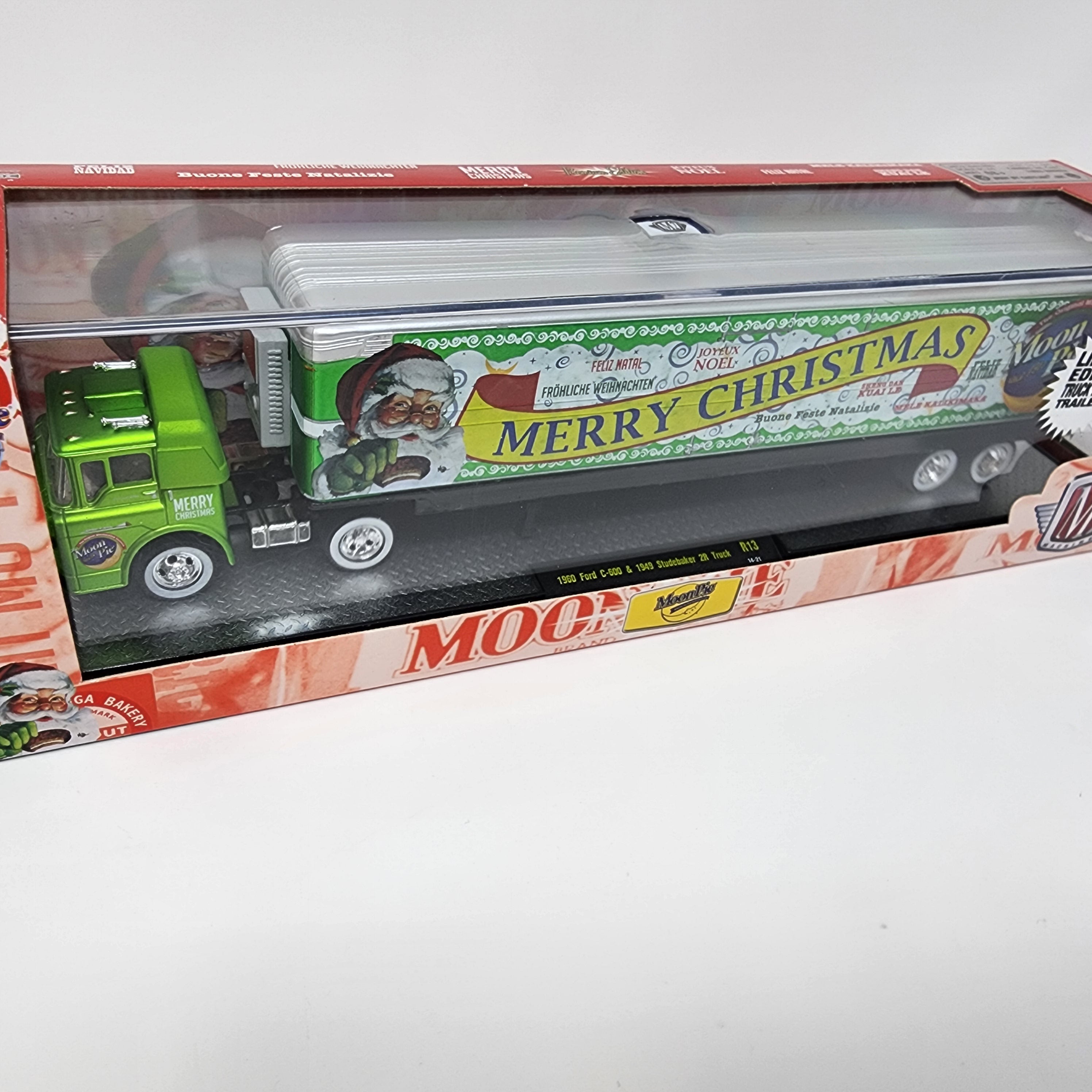 1960 Ford C600 & 1949 Studebacker 2R Truck * M2 Machines Merry Christmas Moon Pie、mySite、hgirdovlk