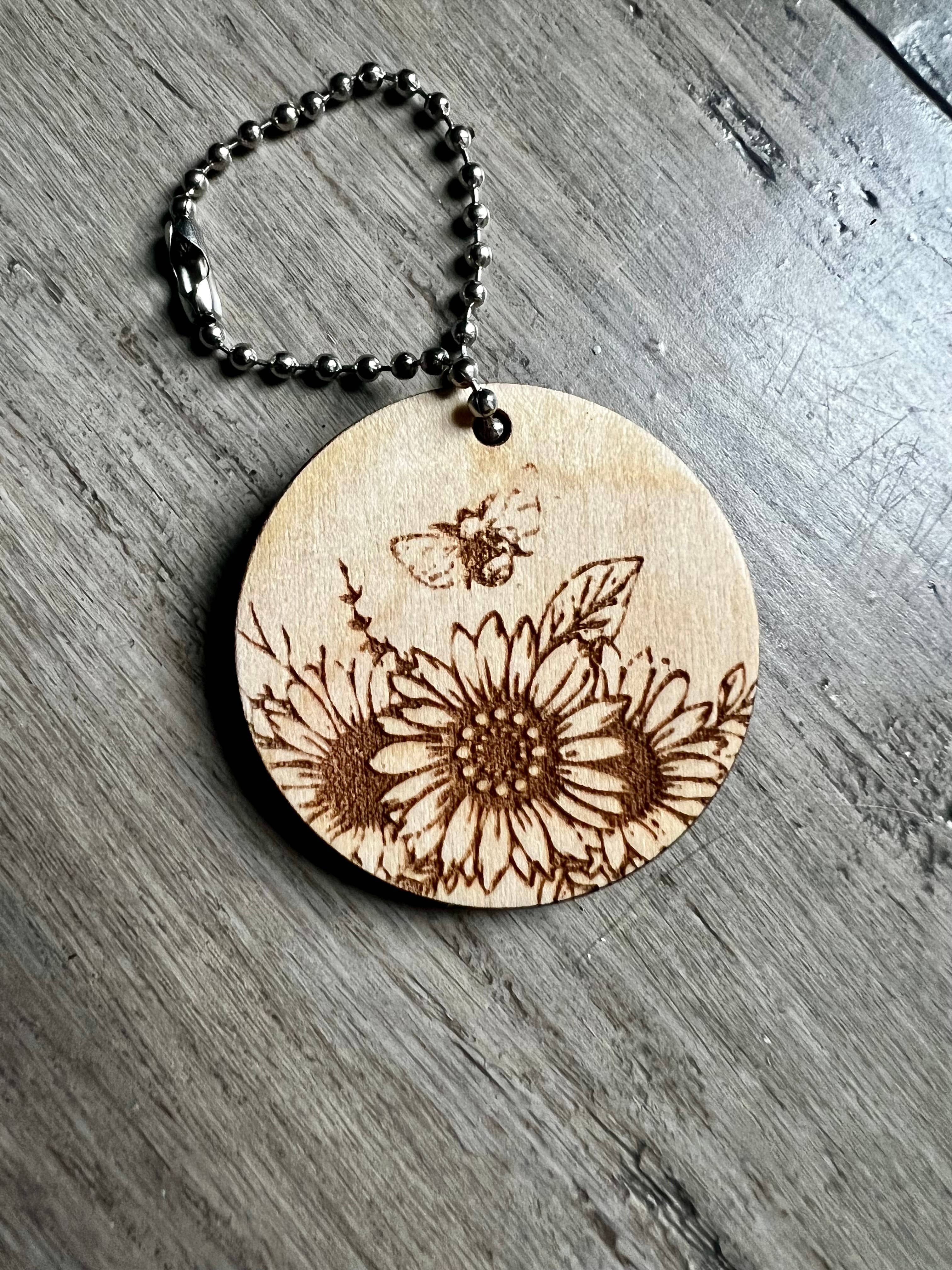 Wooden Bee Keychain with Sunflowers、mySite、g9winljtr