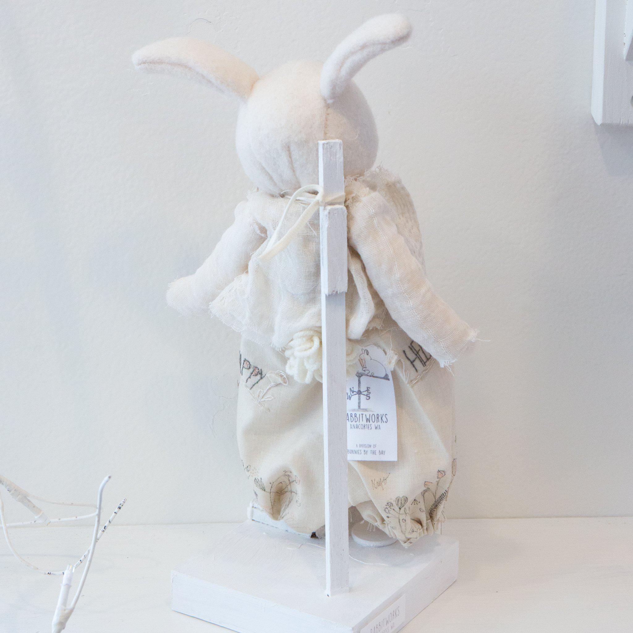 RETIRED - Hutch Studio Original - Darling Dabney - One of A Kind Bunny、mySite、g9winljtr