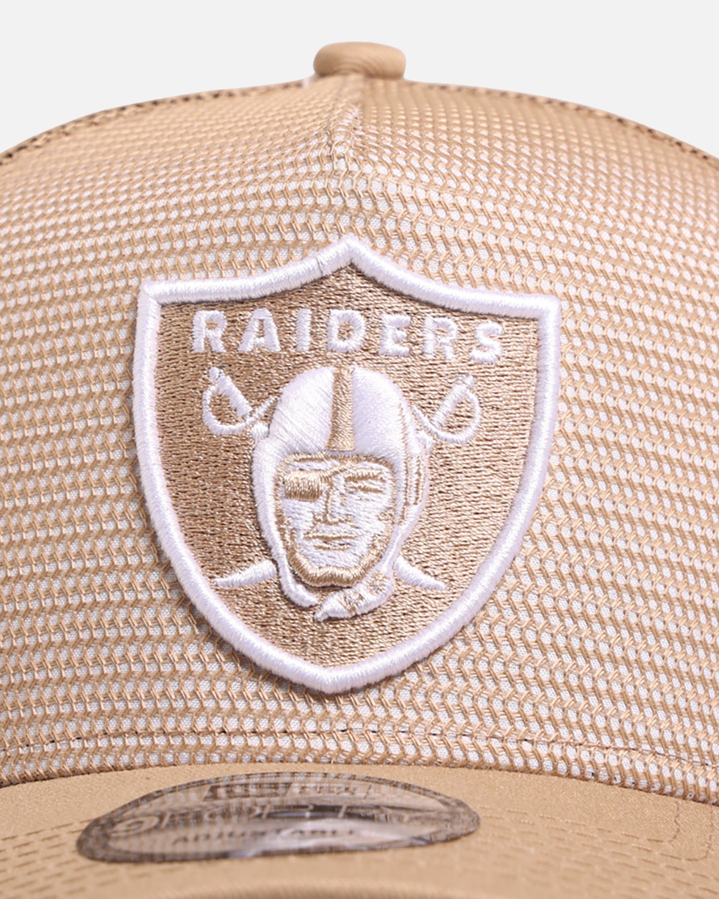 New Era Las Vegas Raiders 'Polychromatic Mesh' 9FORTY A-Frame Snapback Camel、mySite、zt4zffjzw