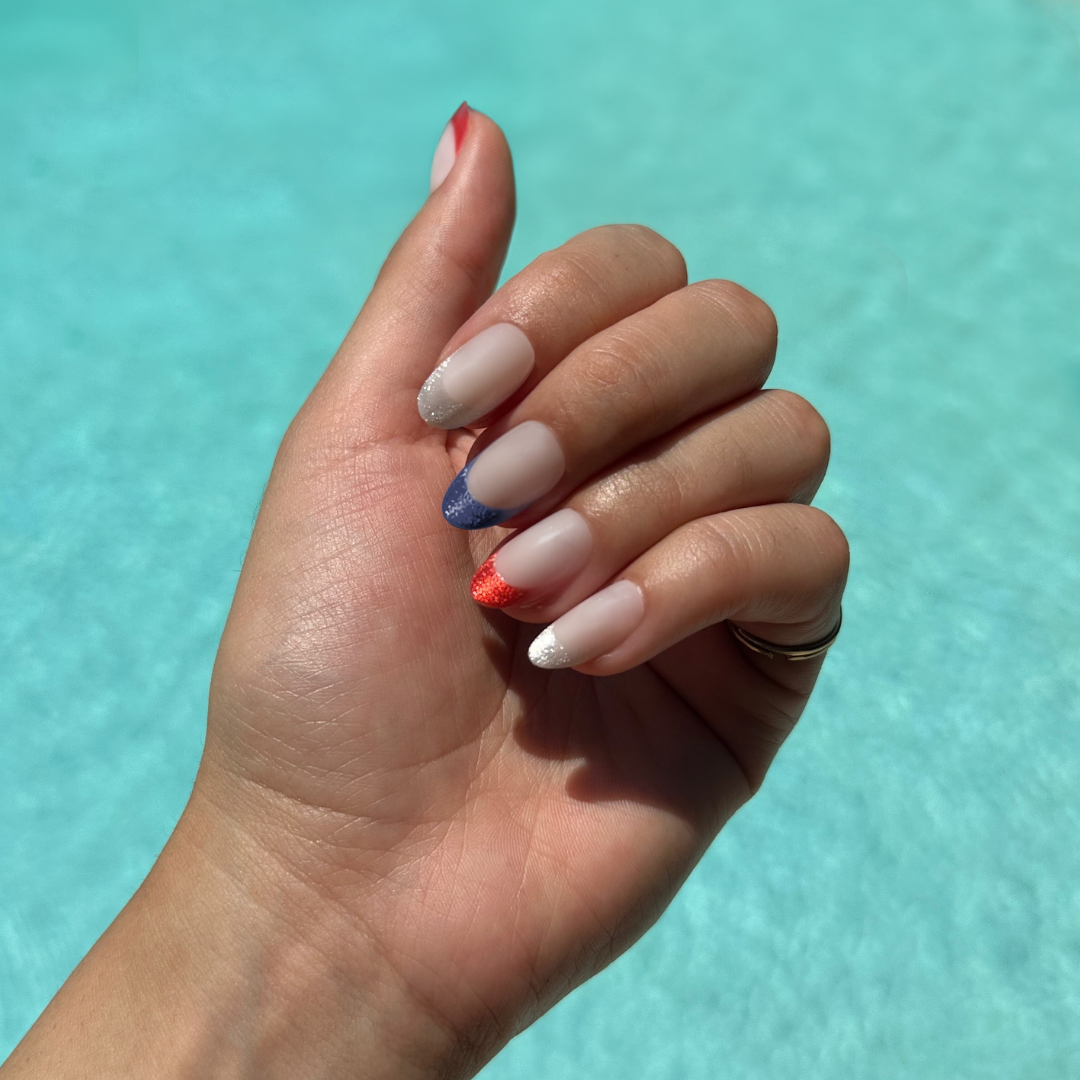 Parade Velvet French - Press-On | Medium | Oval、mySite、solidvoid