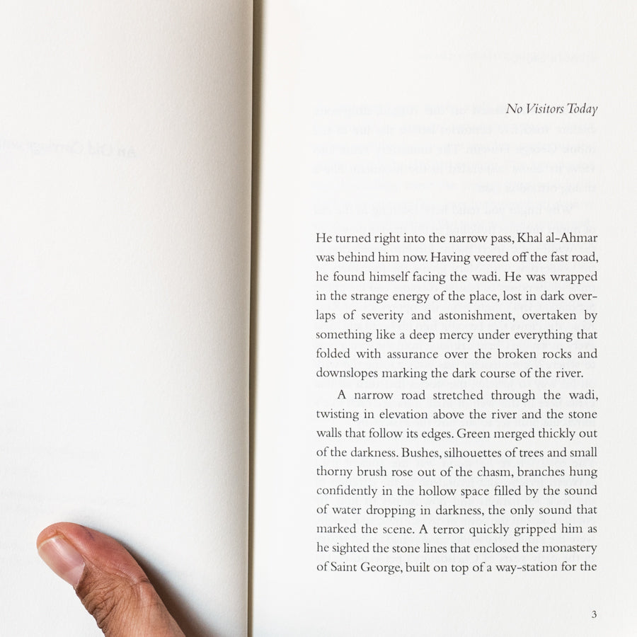 An Old Carriage with Curtains、mySite、topwebapps