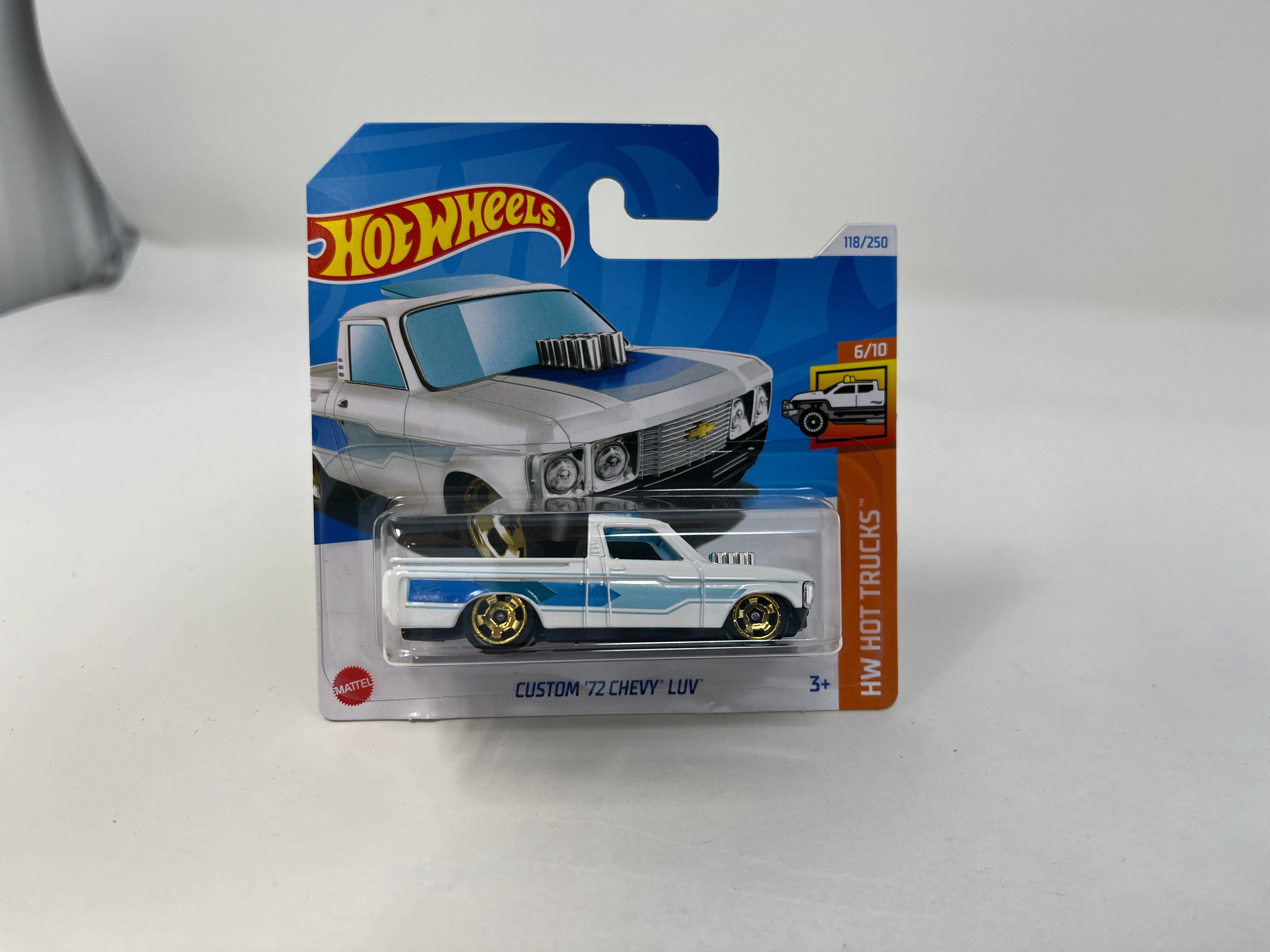 Custom '72 Chevy LUV #118 * WHITE * 2024 Hot Wheels Case N Short Card、mySite、hgirdovlk