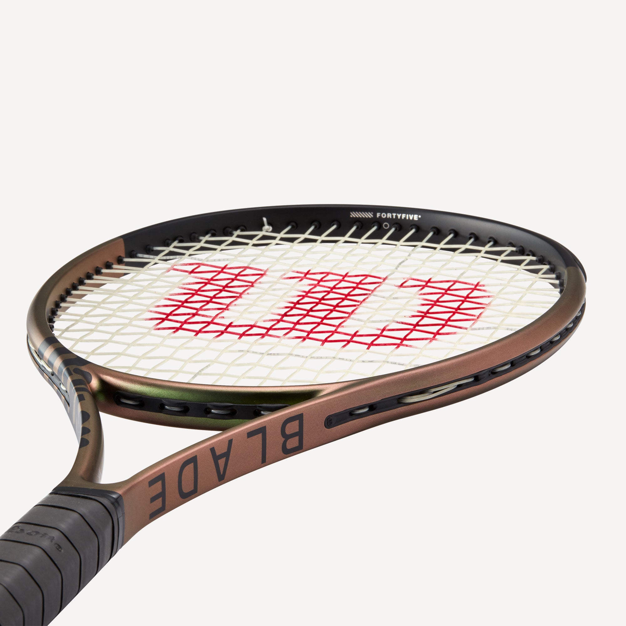 Wilson Blade 98 18x20 V8 Tennis Racket