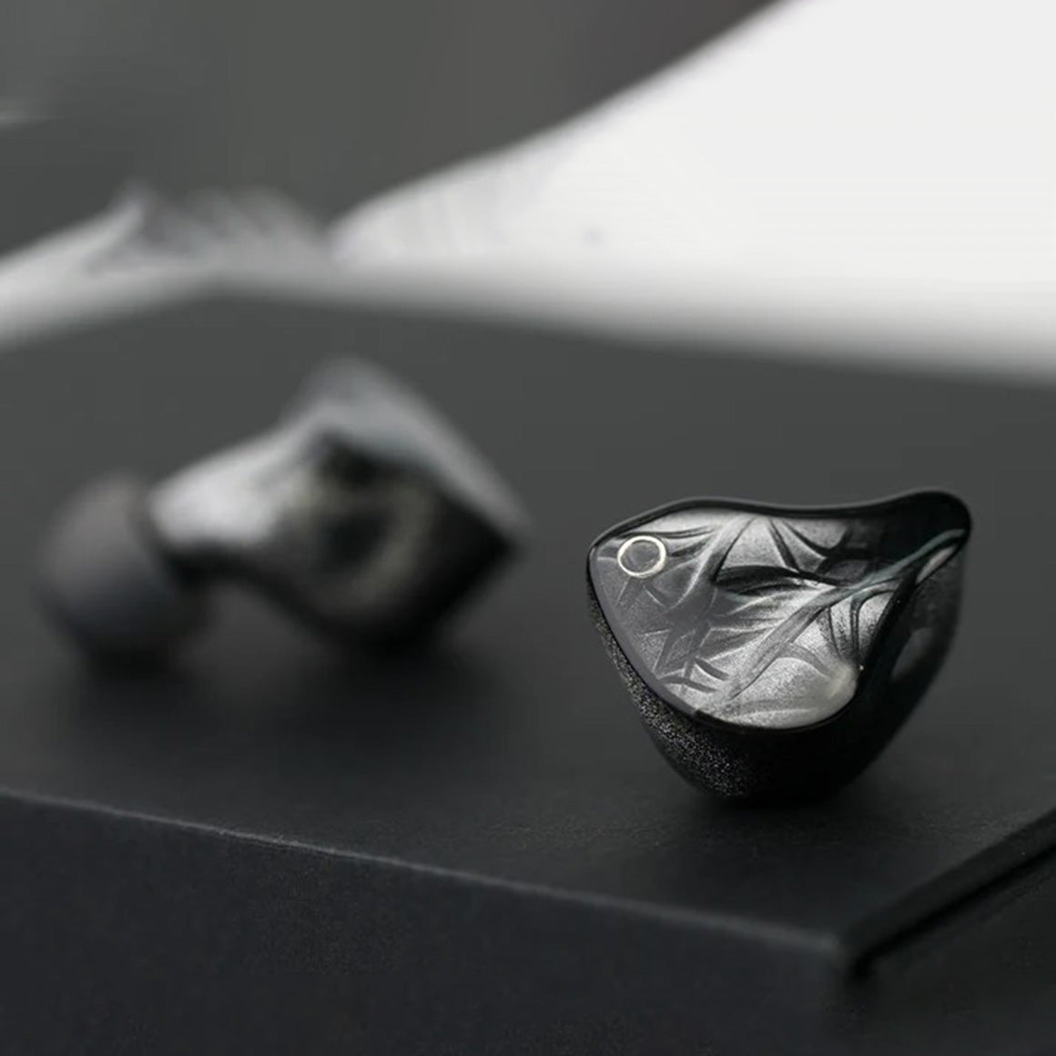  IO Audio - VOLARE、mySite、merchandisen