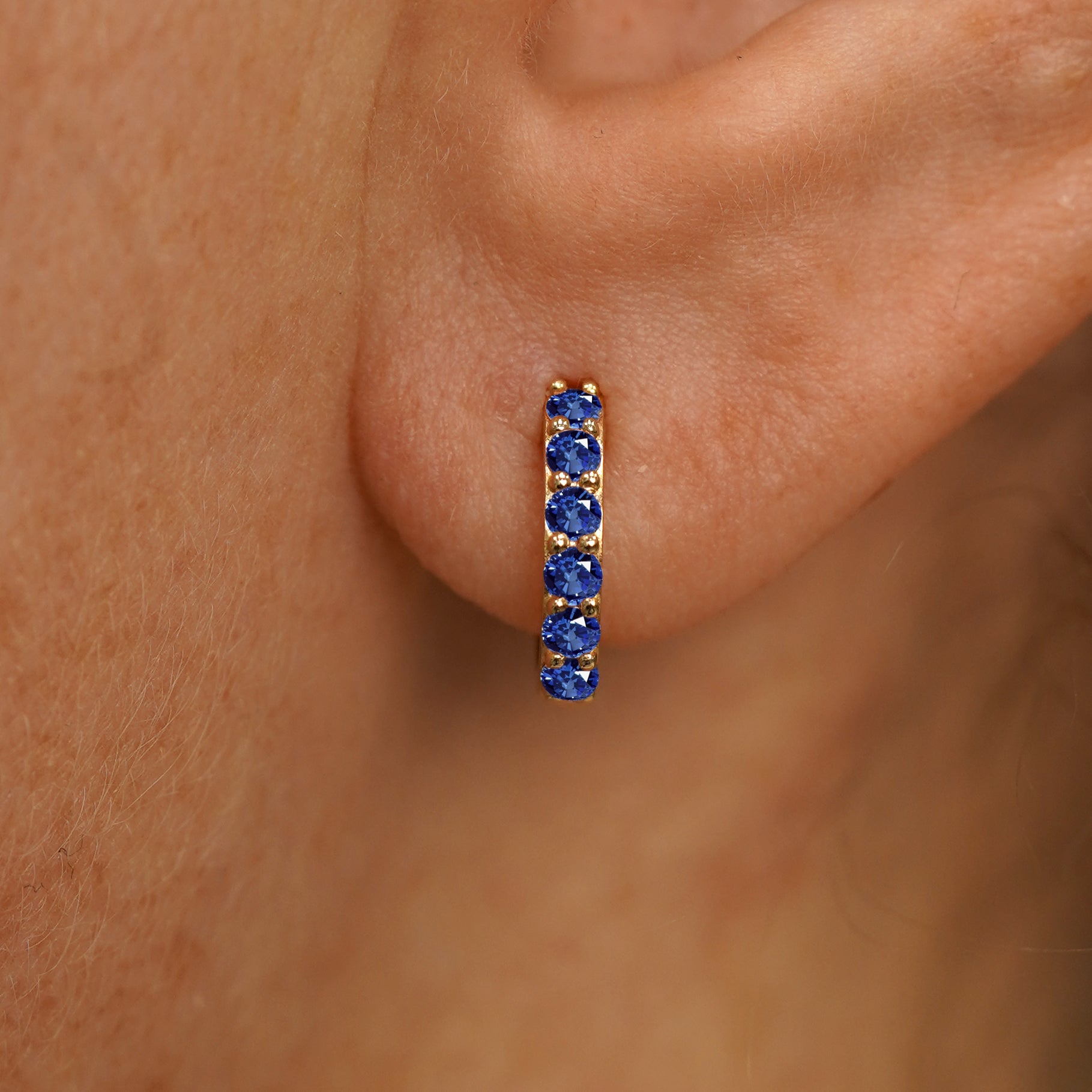 Blue Sapphire Huggie Hoop、mySite、hinf8tx79