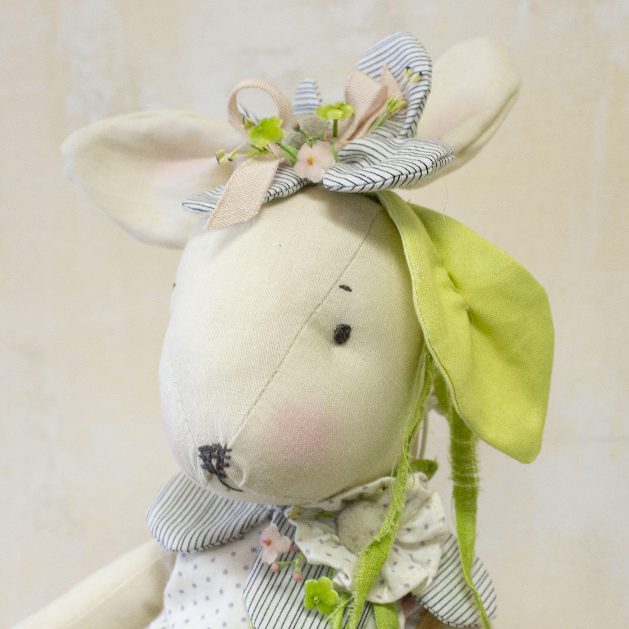 RETIRED - Hutch Studio - Tall Tillie - One Of A Kind Bunny、mySite、g9winljtr