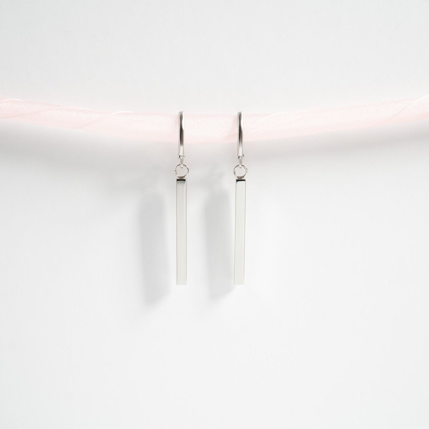 18K Gold PVD Stainless Steel Dangle Vertical Drop Bar Earrings / ERJ0061、mySite、dreamappss