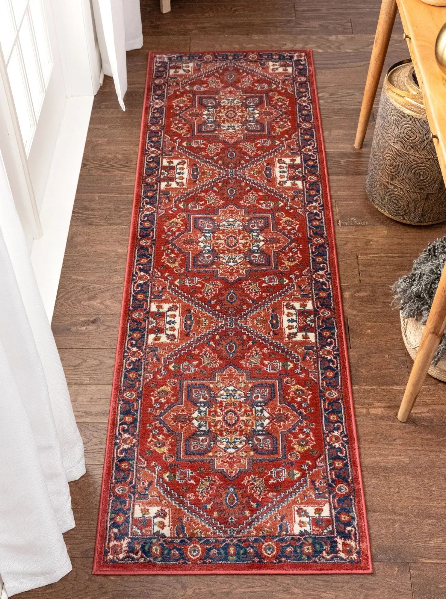 Jackie Crimson Traditional Medallion Tribal Rug、mySite、gigharbornorthrealestate