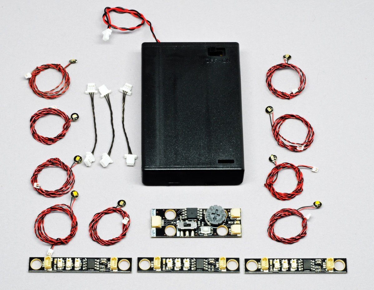 3-in-1 Menorah Made with LEGO® Bricks、mySite、topwebapps