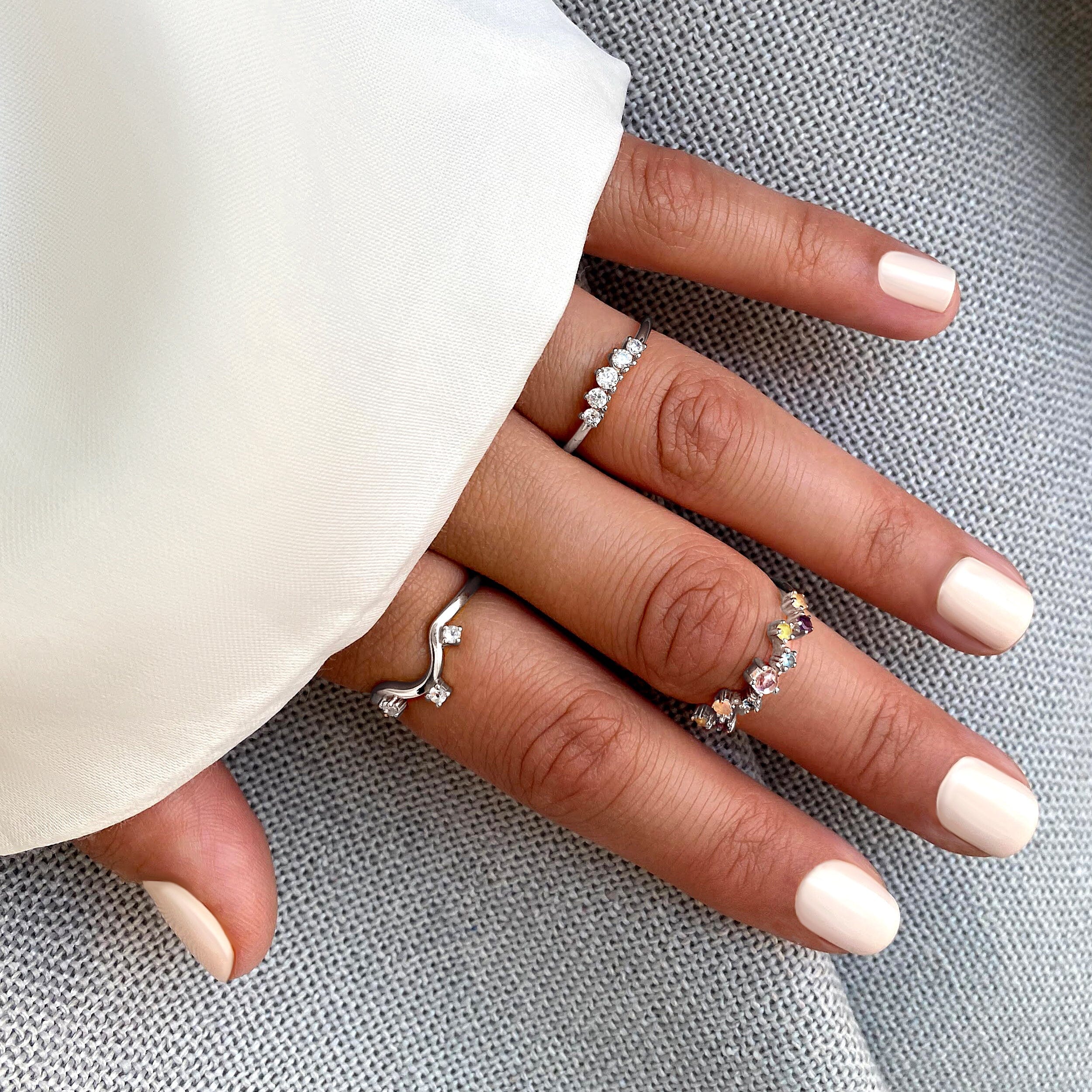 Mystery Box - Three Rings、mySite、hinf8tx79