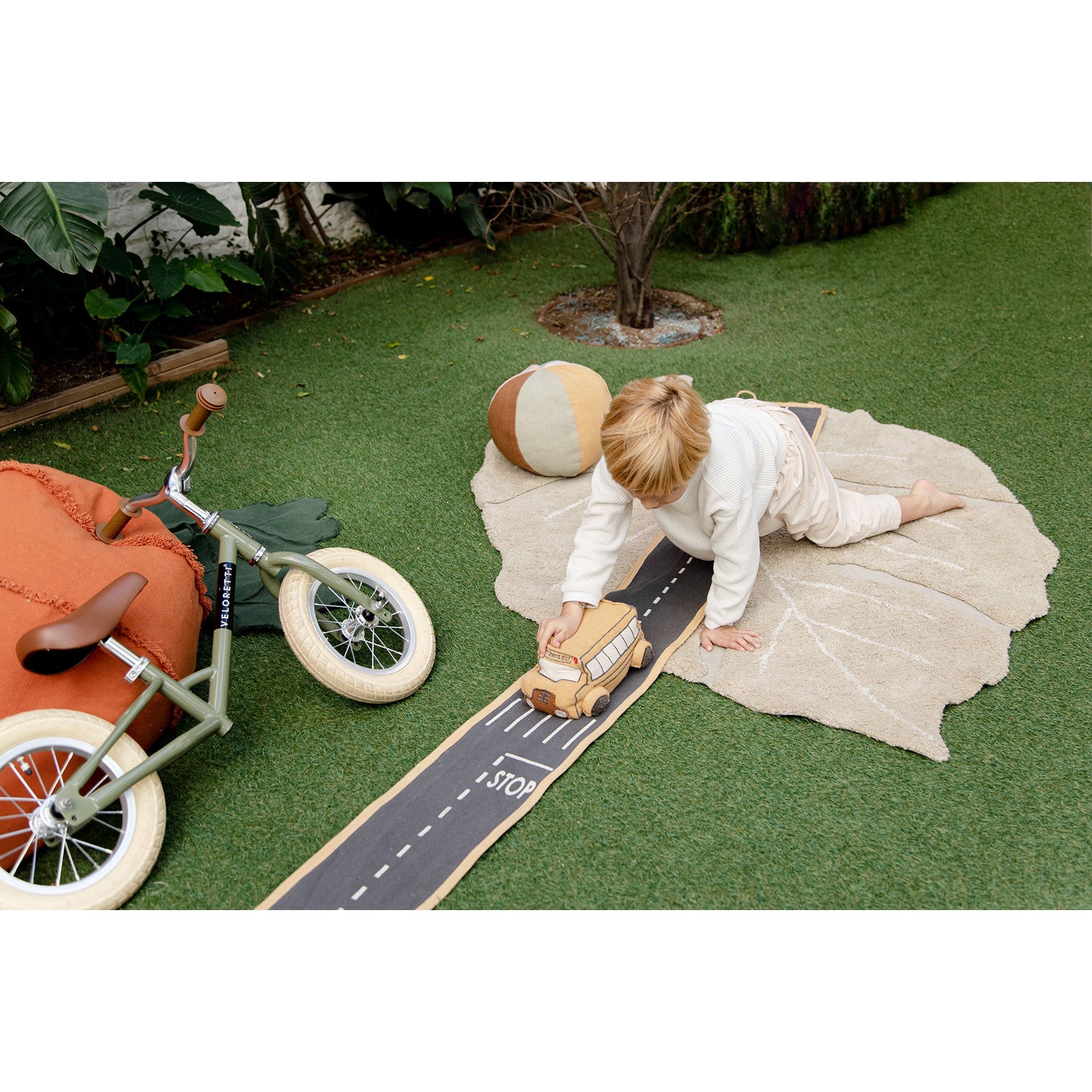 Eco-City Ride & Roll School Bus Set、mySite、gigharbornorthrealestate