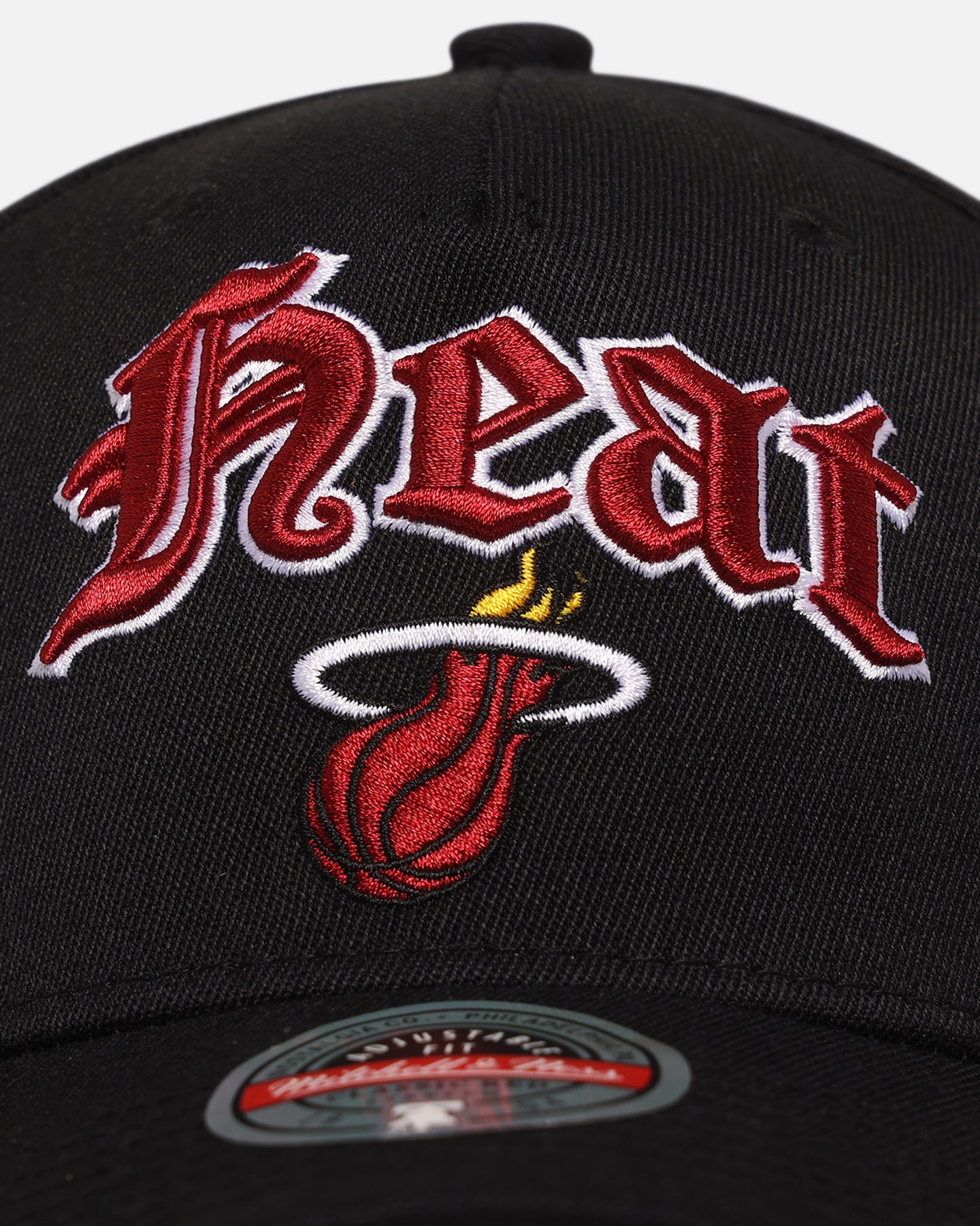 {product_title} - {shop_name}