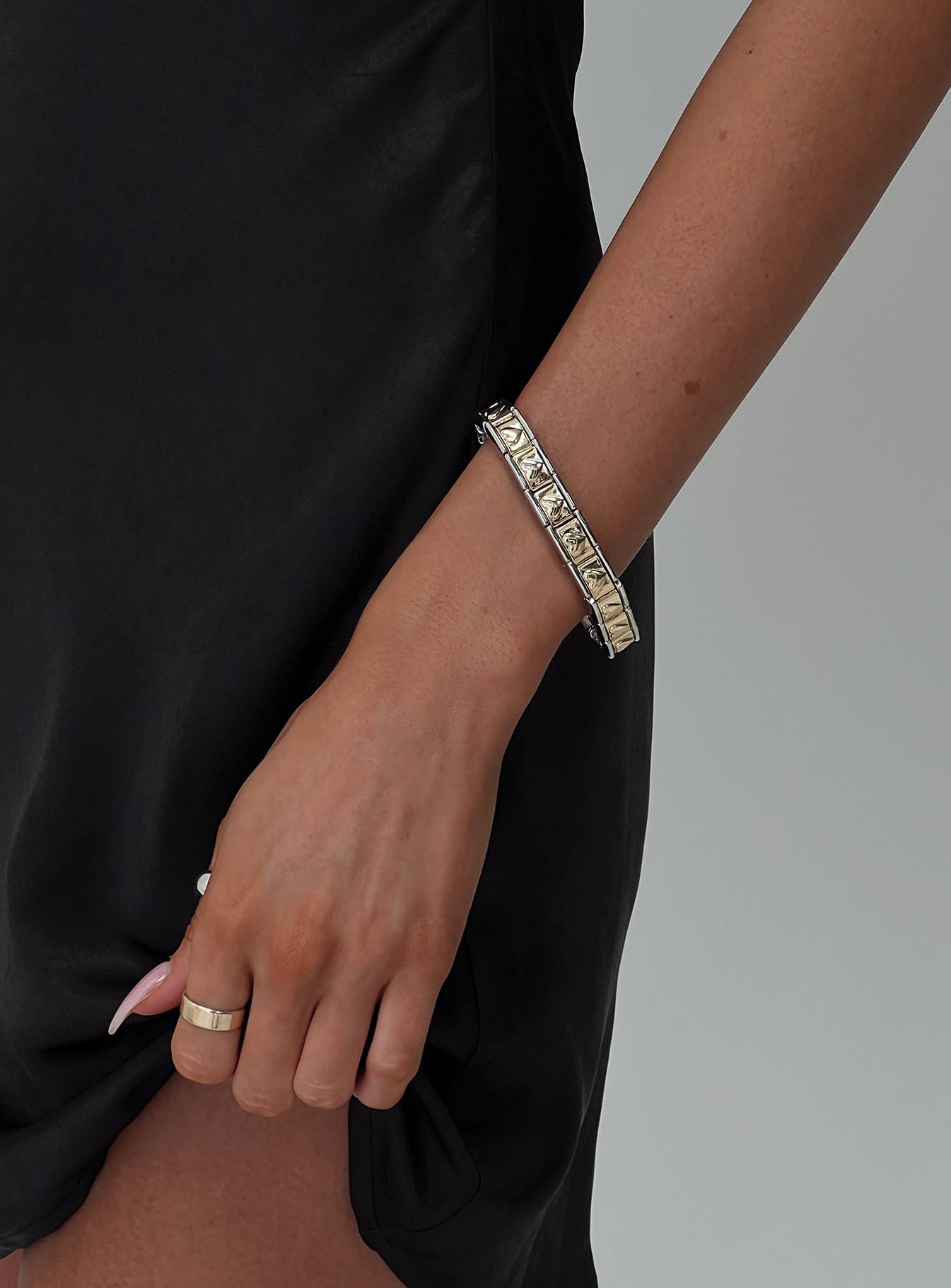 Daydreaming Charm Bracelet Gold、mySite、solidvoid