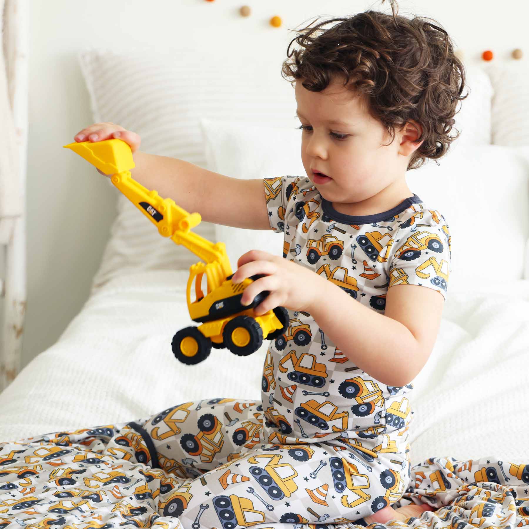  Under Construction Two Piece Pajama Set、mySite、layawaytickets