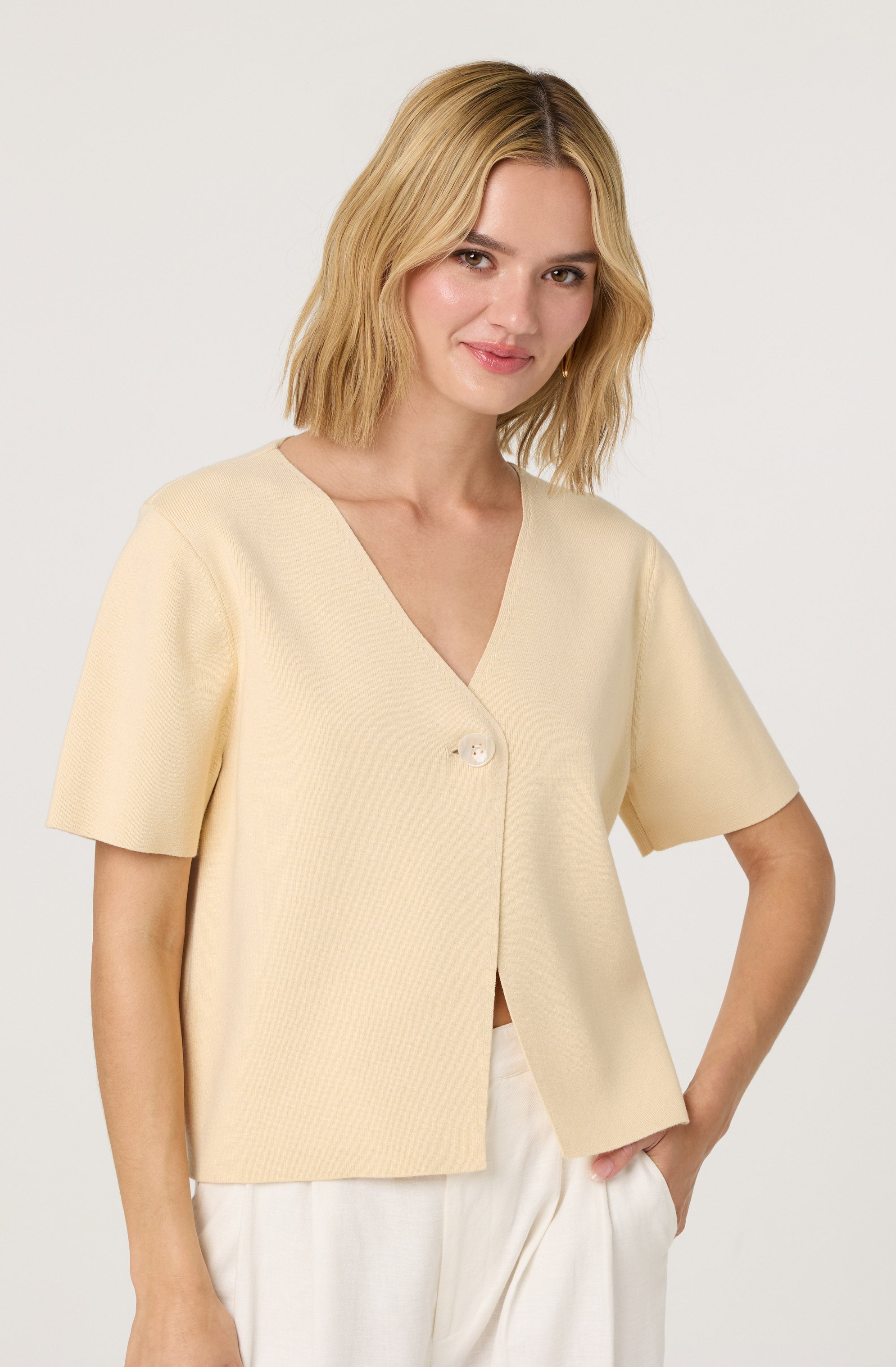 Dylane V-Neck Cardigan Sweater、mySite、solidvoid