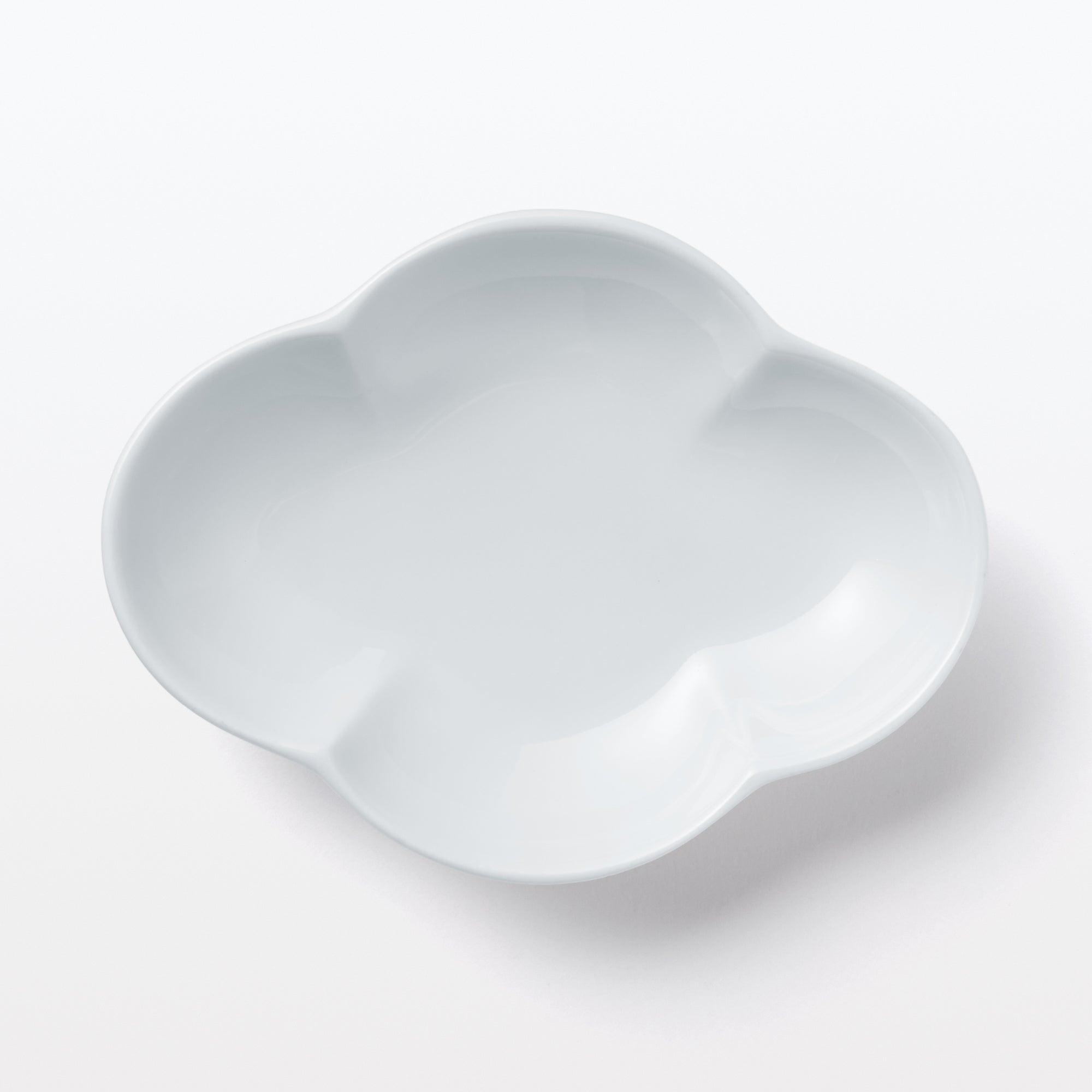  Hasami Ware Lucky Small Plate - Flowering Quince - White、mySite、sugarbowlscore