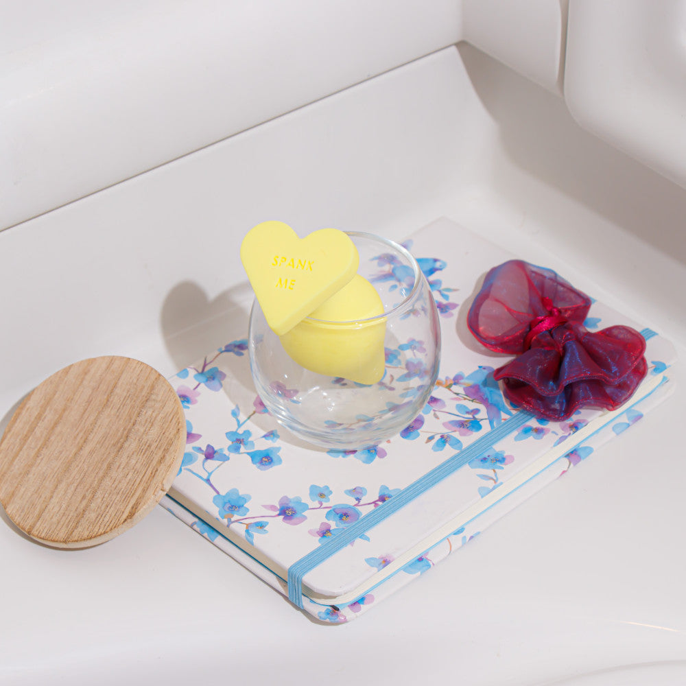 Play With Me By Blush® | Naughty Candy Heart Spank Me Yellow 3.5-Inch Anal Plug、mySite、bottomscart