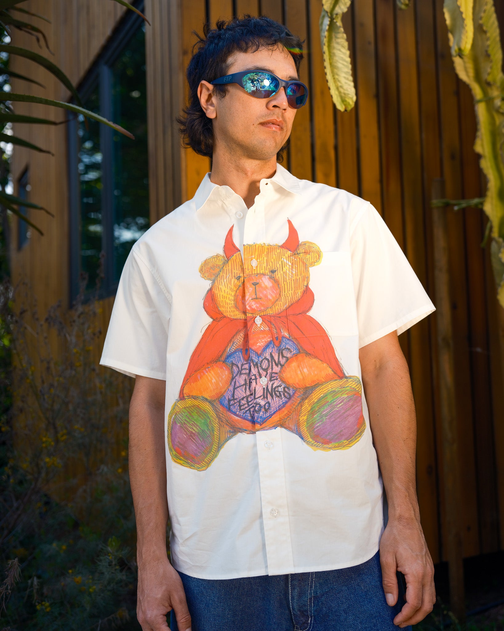 {product_title} - {shop_name}