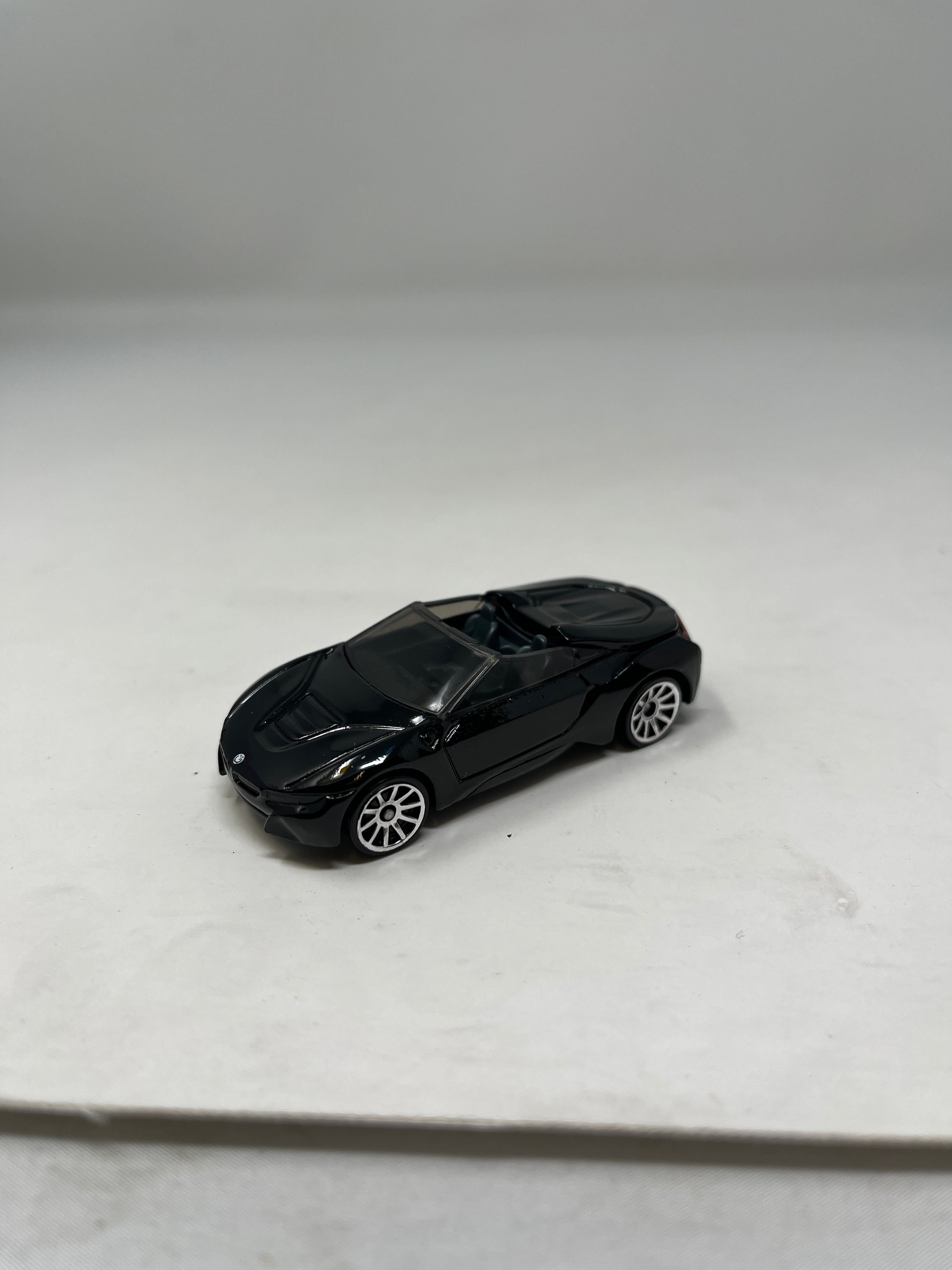 BMW i8 Roadster * Black * Hot Wheels 1:64 scale Loose Diecast model、mySite、hgirdovlk