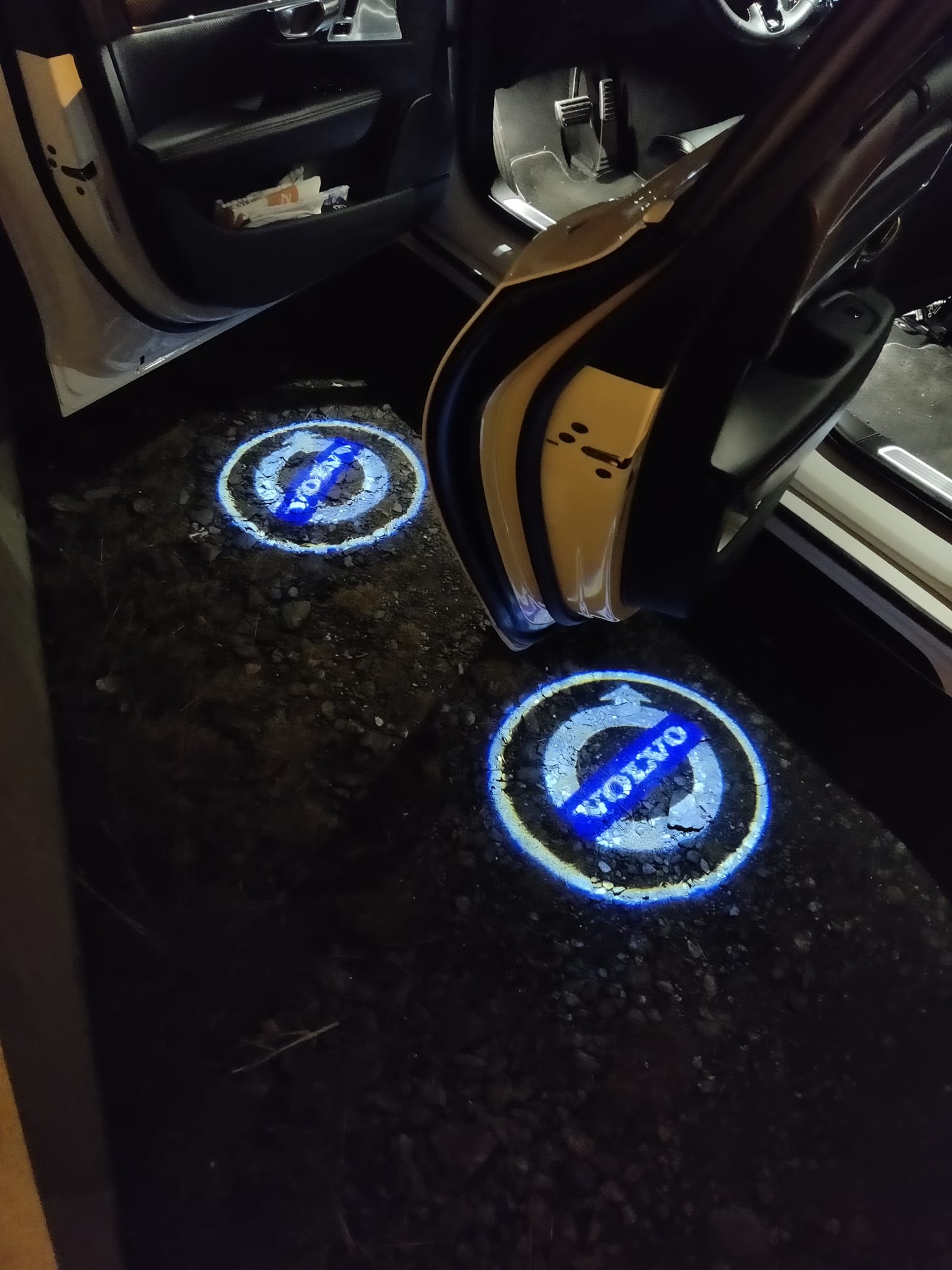 2x Volvo DOOR LIGHT (PLUG&PLAY)、mySite、nflplayoffbracketp