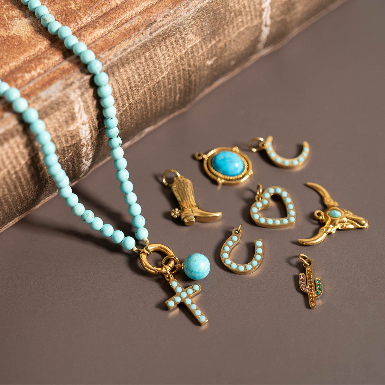 18K Gold PVD Stainless Steel Turquoise Stone Horseshoe Charm / PDL0228、mySite、dreamappss