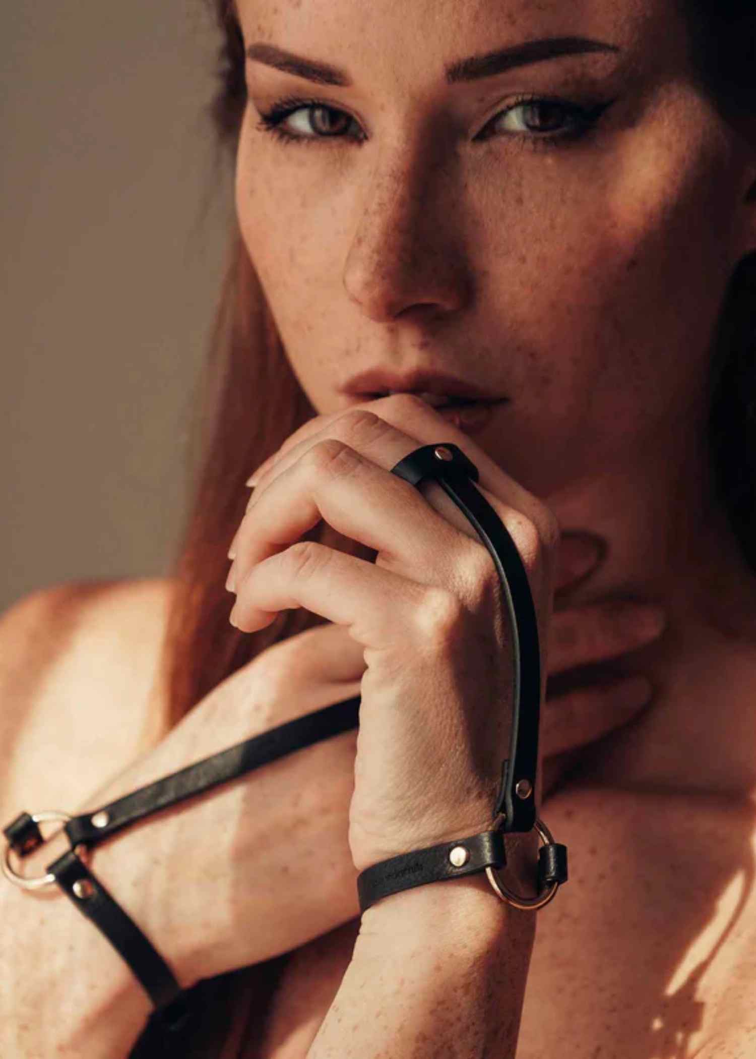  Maze Hand Bracelet Harness (Black)、mySite、justintrudeaud