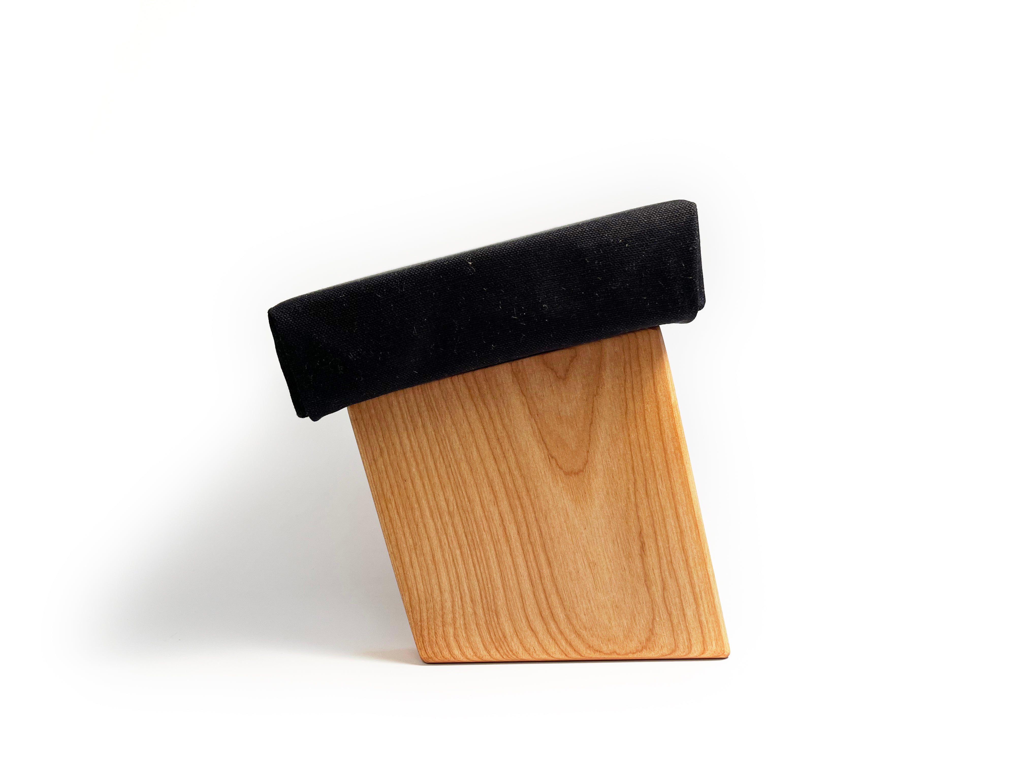 Folding Upholstered Meditation Bench、mySite、topwebapps