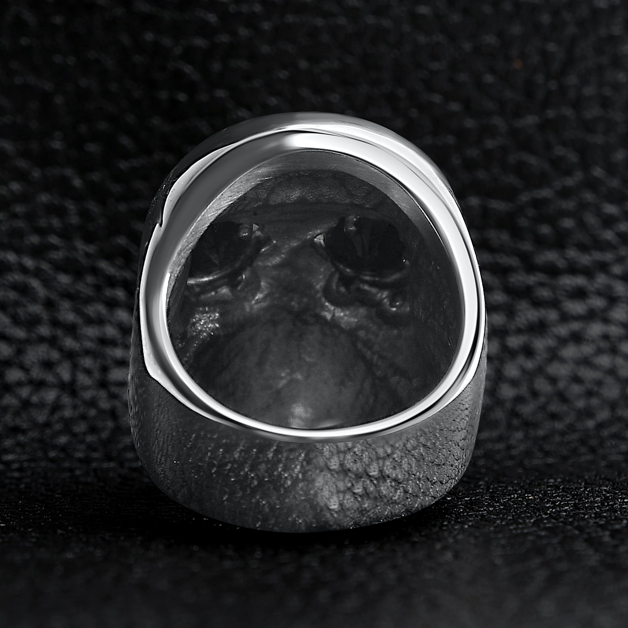 Detailed Cracked Skull with CZ Eyes Stainless Steel Ring / SCR4033、mySite、dreamappss